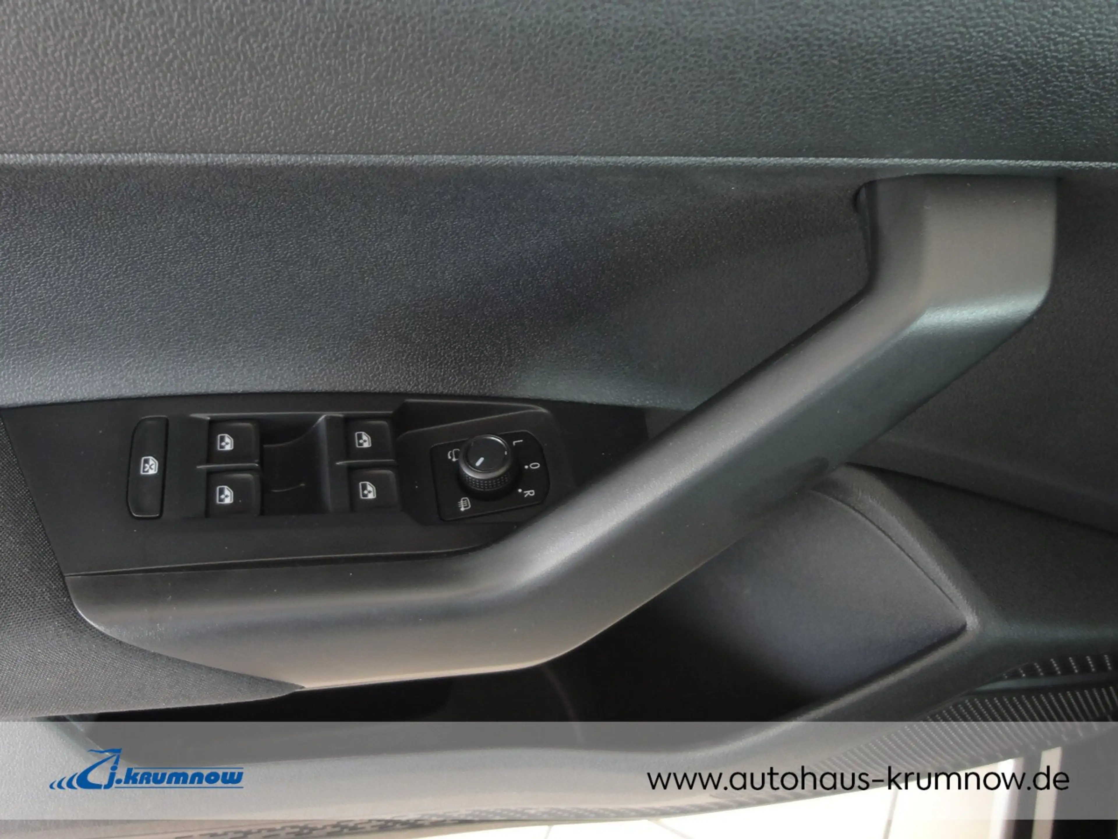 Volkswagen Taigo Life 1.0 TSI OPF 6-G LED+App-Connect+RFK Klima/Tempomat/L-R Sensor — photo 9