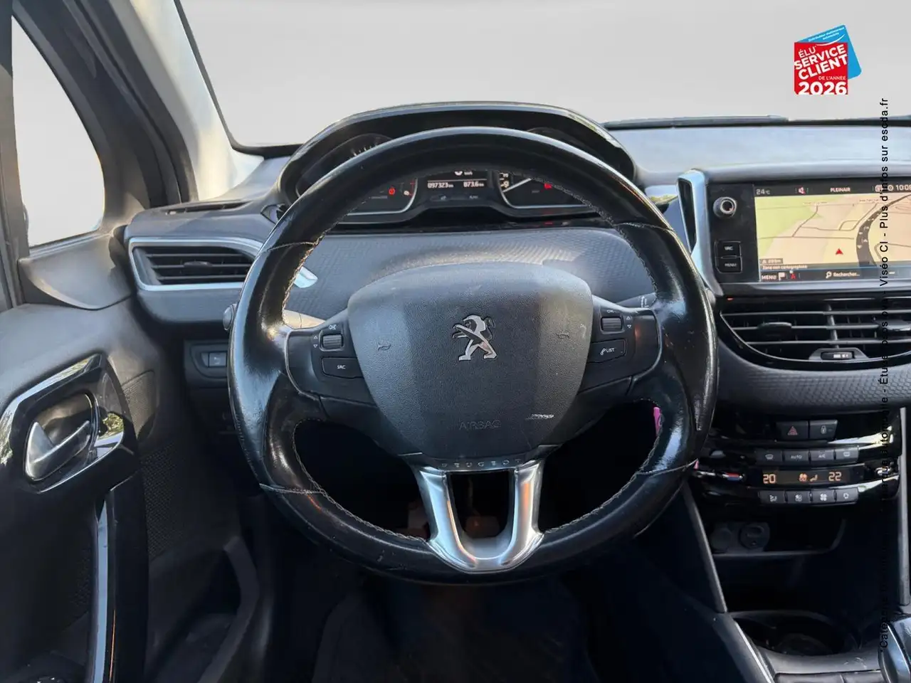 Peugeot 208 208 — photo 12