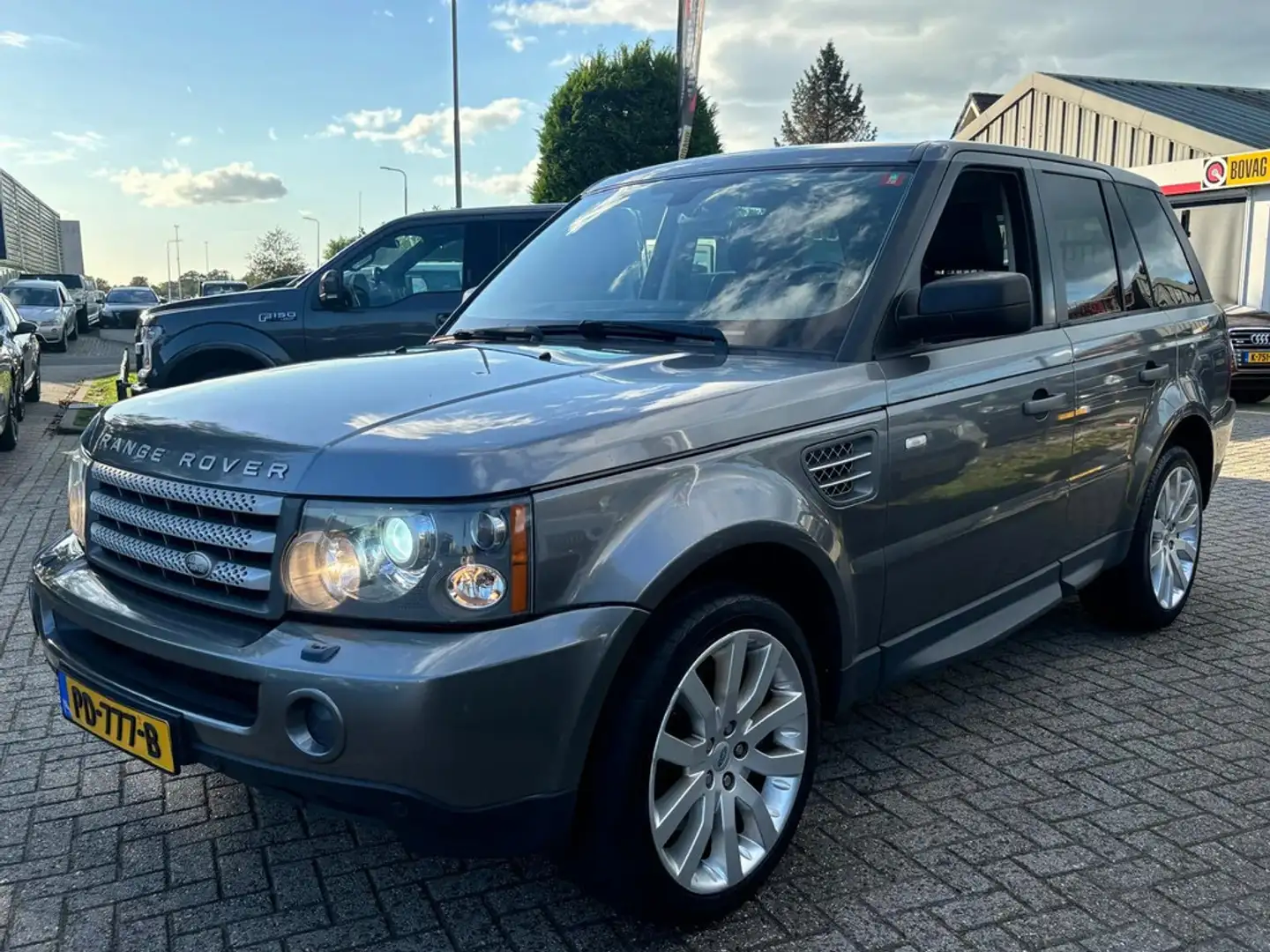 Land Rover Range Rover Sport 3.6 TDV8 2009 Trekhaak Youngtimer Grijs Grijs - 1