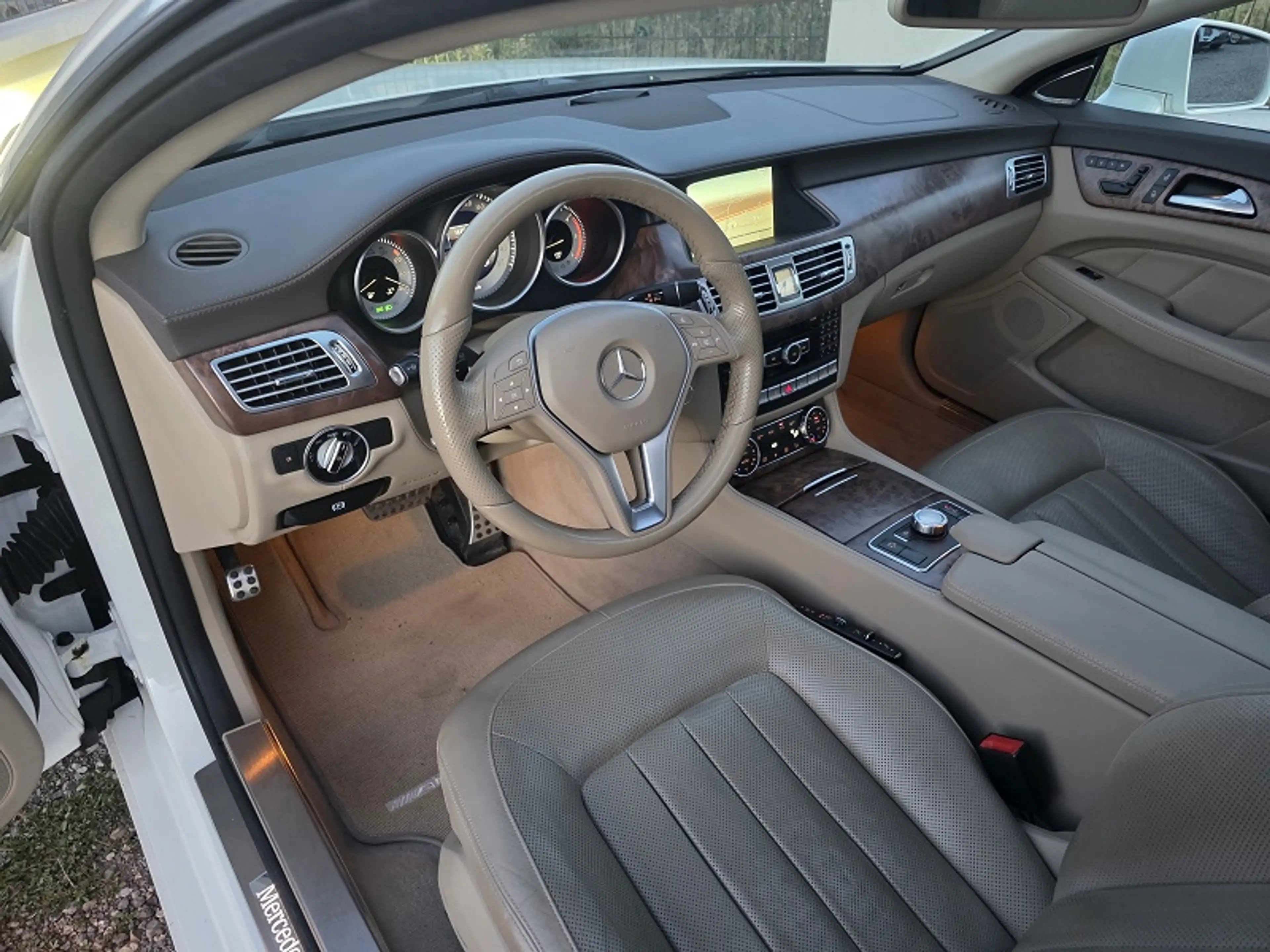 Mercedes-Benz CLS 350 CLS 350 CDI Shooting Brake 4MATIC Aut.- KEIN TAXI — photo 8