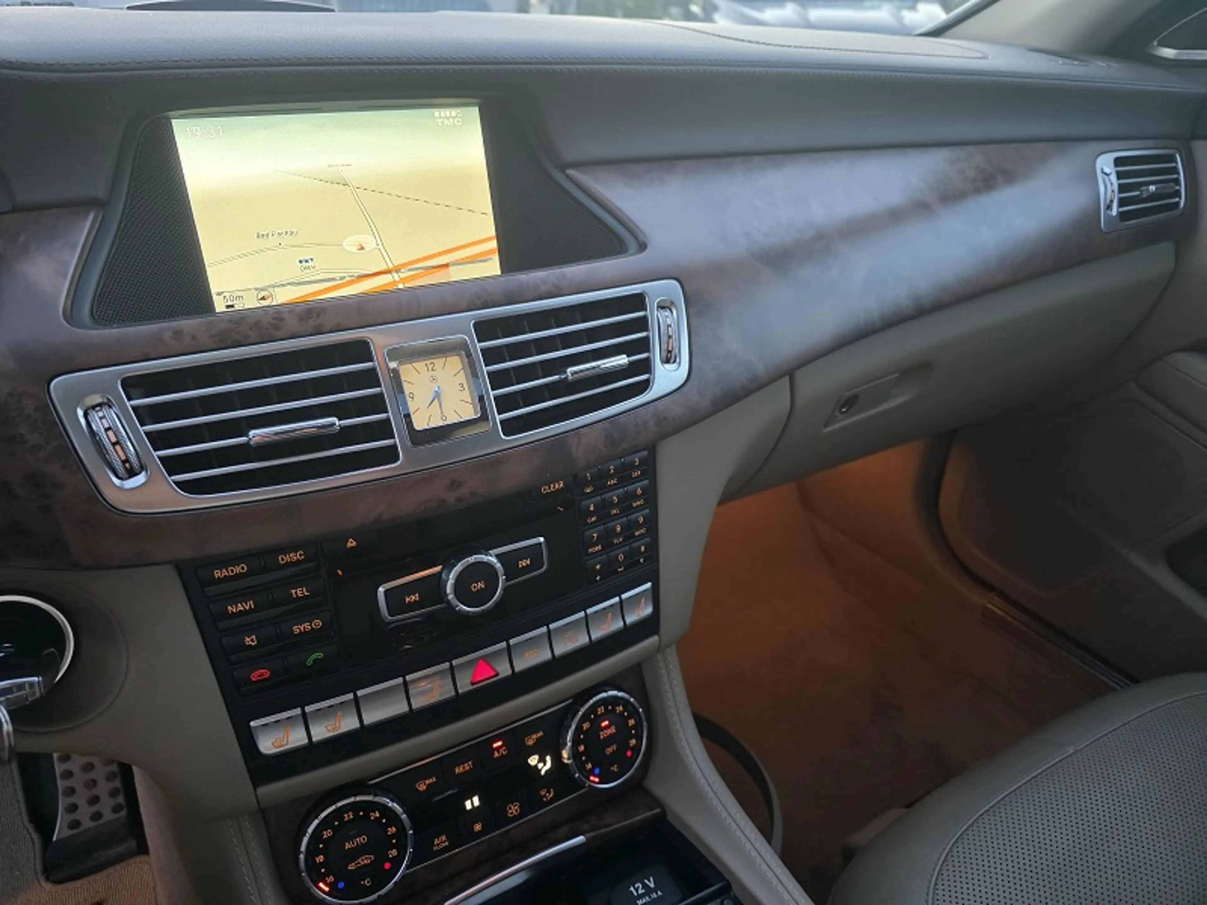 Mercedes-Benz CLS 350 CLS 350 CDI Shooting Brake 4MATIC Aut.- KEIN TAXI — photo 15