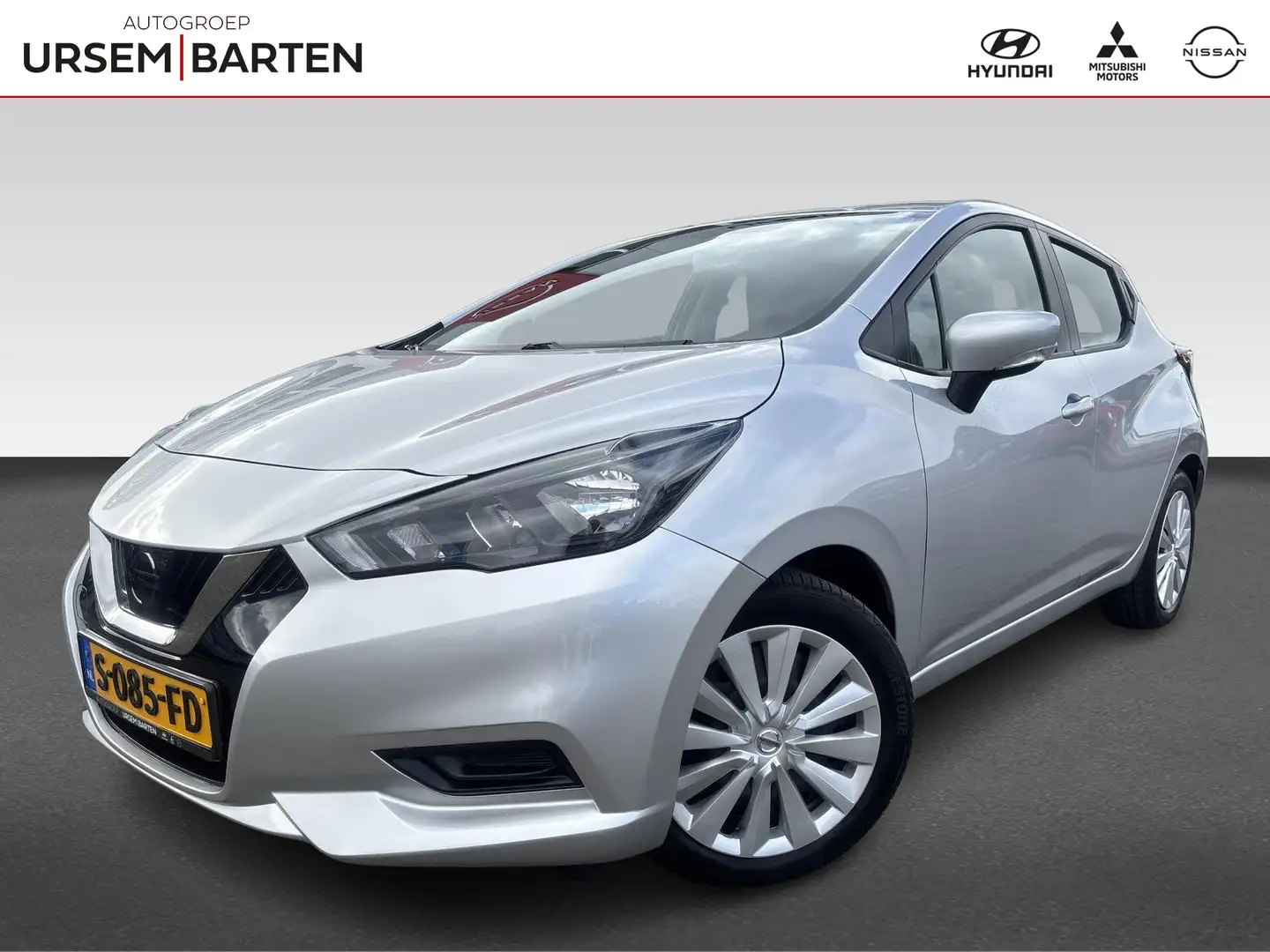 Nissan Micra 1.0 IG-T Acenta Grijs - 1
