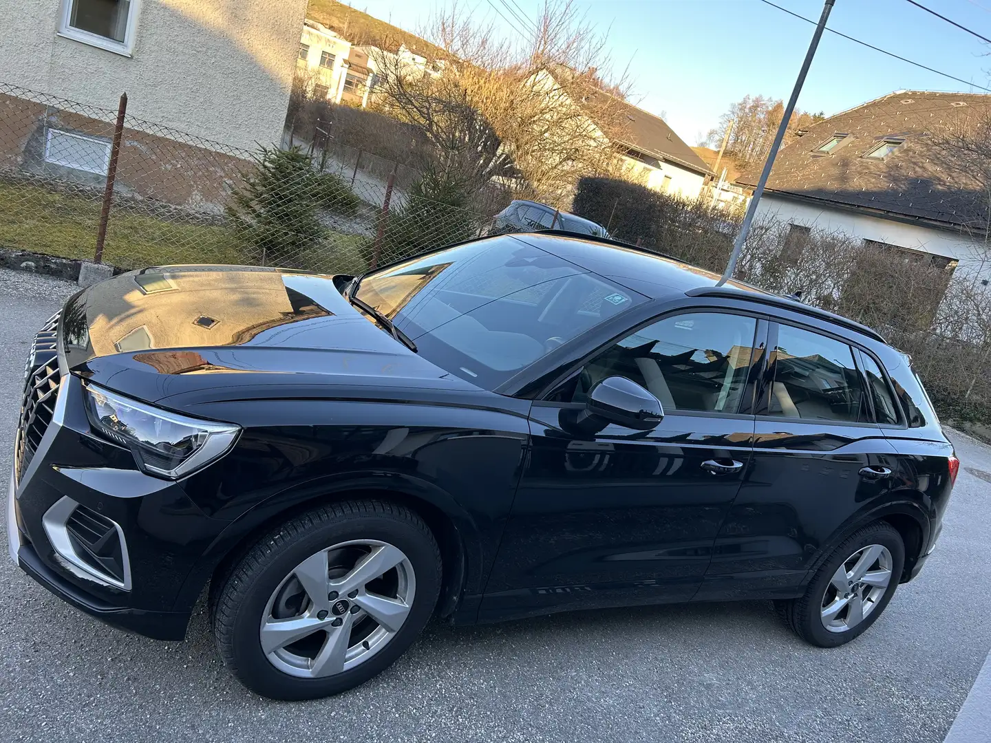 Audi Q3 Q3 40 TFSI quattro S-tronic Schwarz - 2