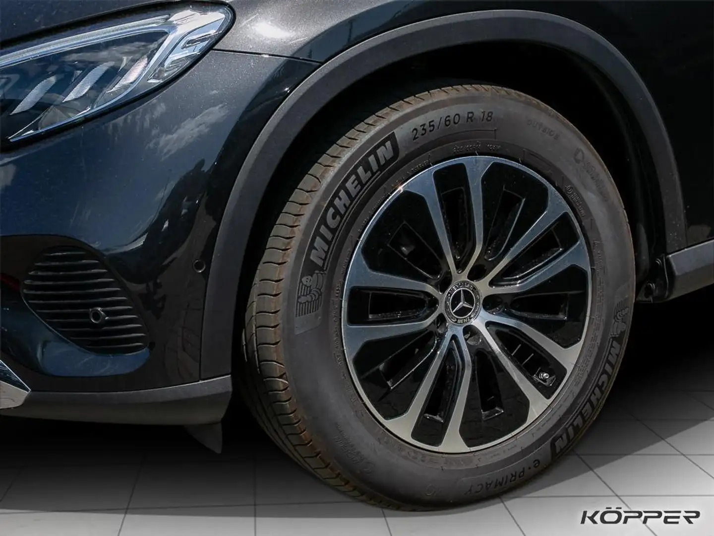 Mercedes-Benz GLC 200 4M Avantgarde Advanced PLUS AHK Standhzg Gris - 2