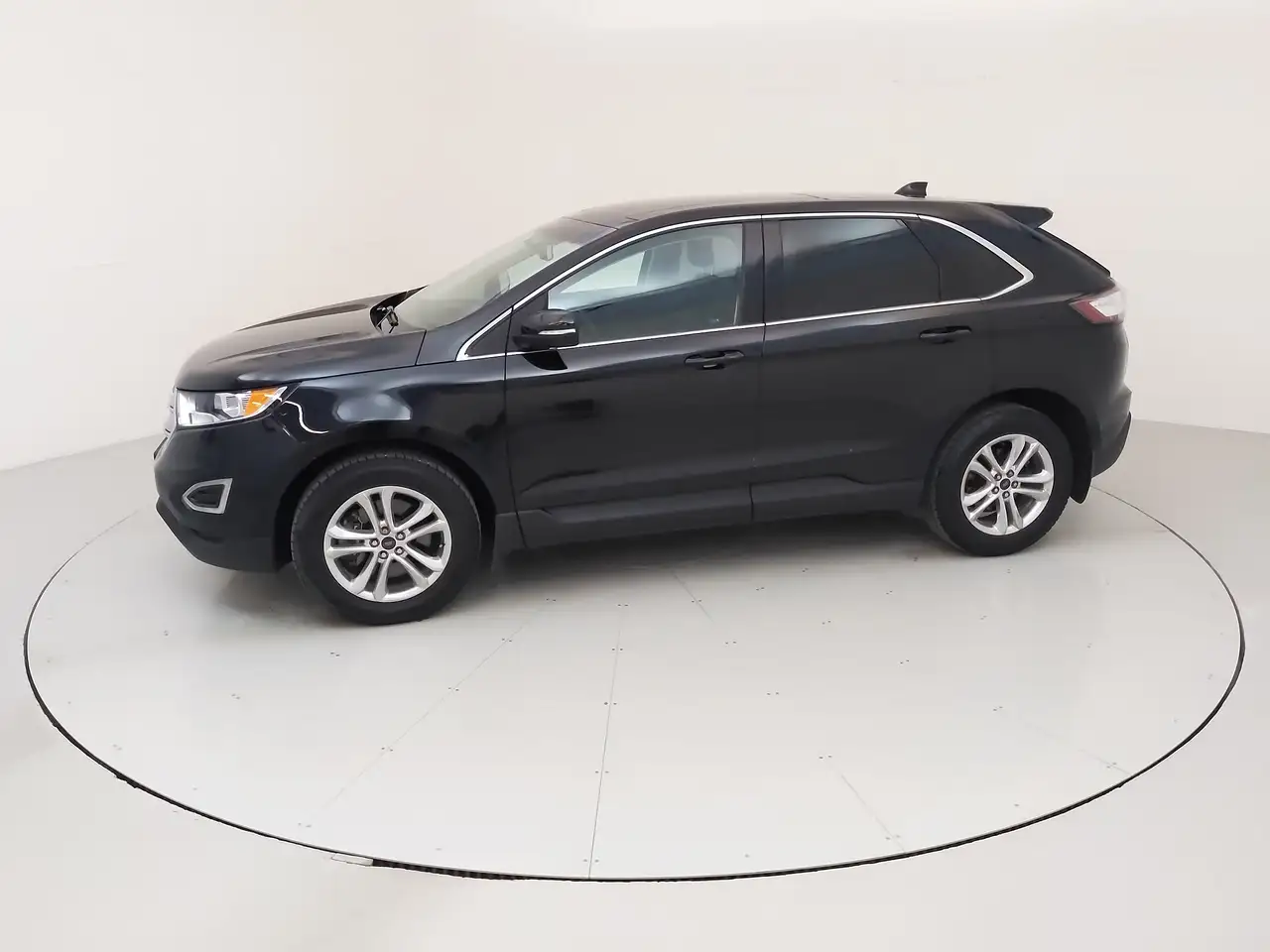 Ford Edge снимка Ford Edge