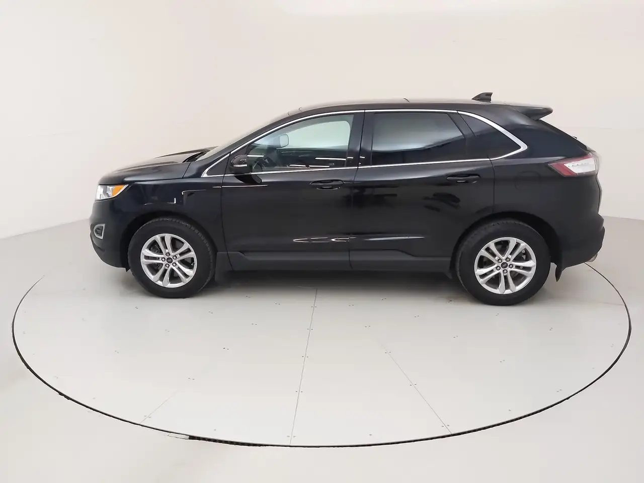 Ford Edge снимка Ford Edge