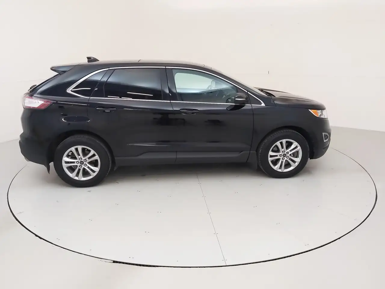 Ford Edge снимка Ford Edge