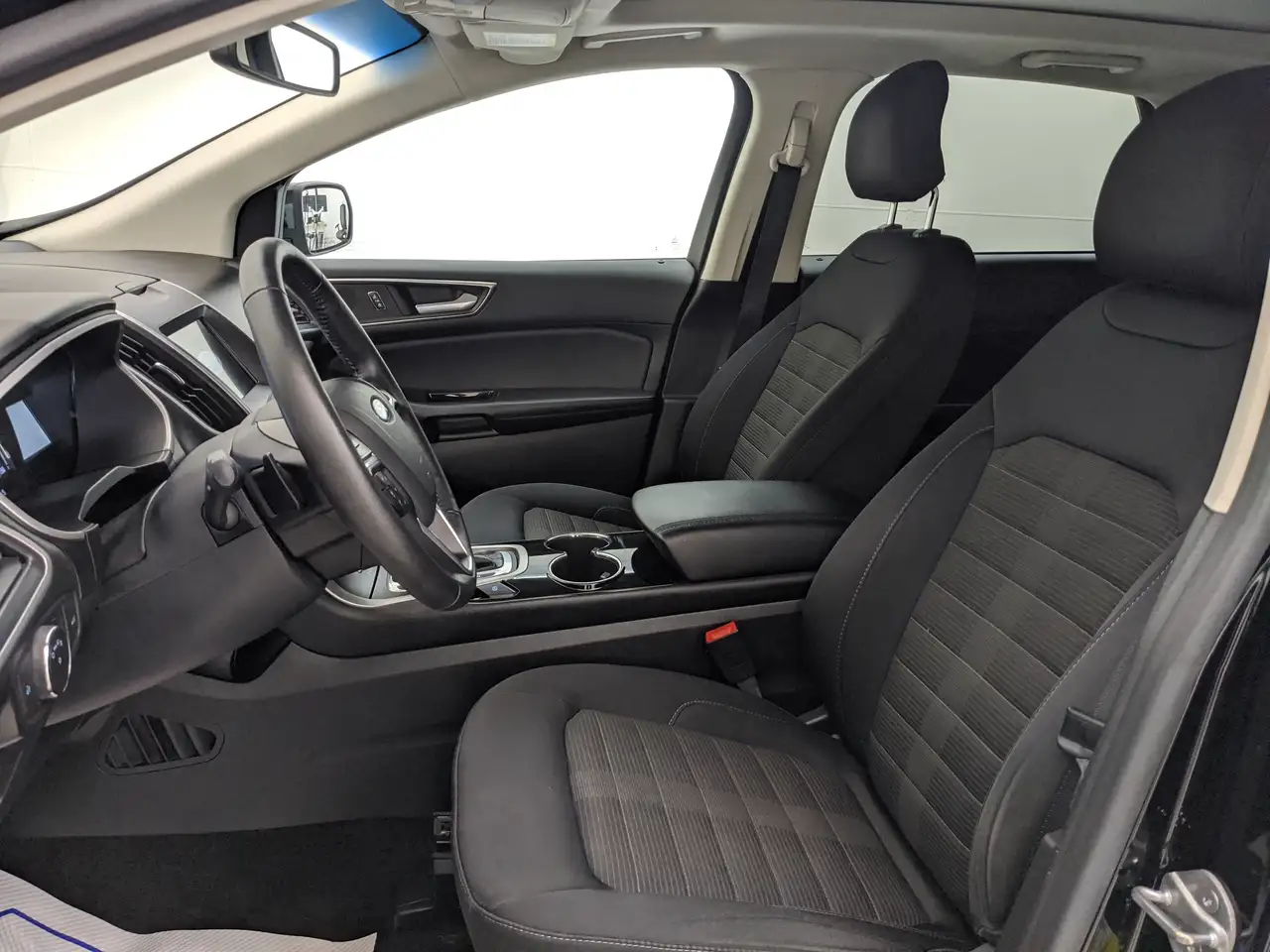 Ford Edge снимка Ford Edge