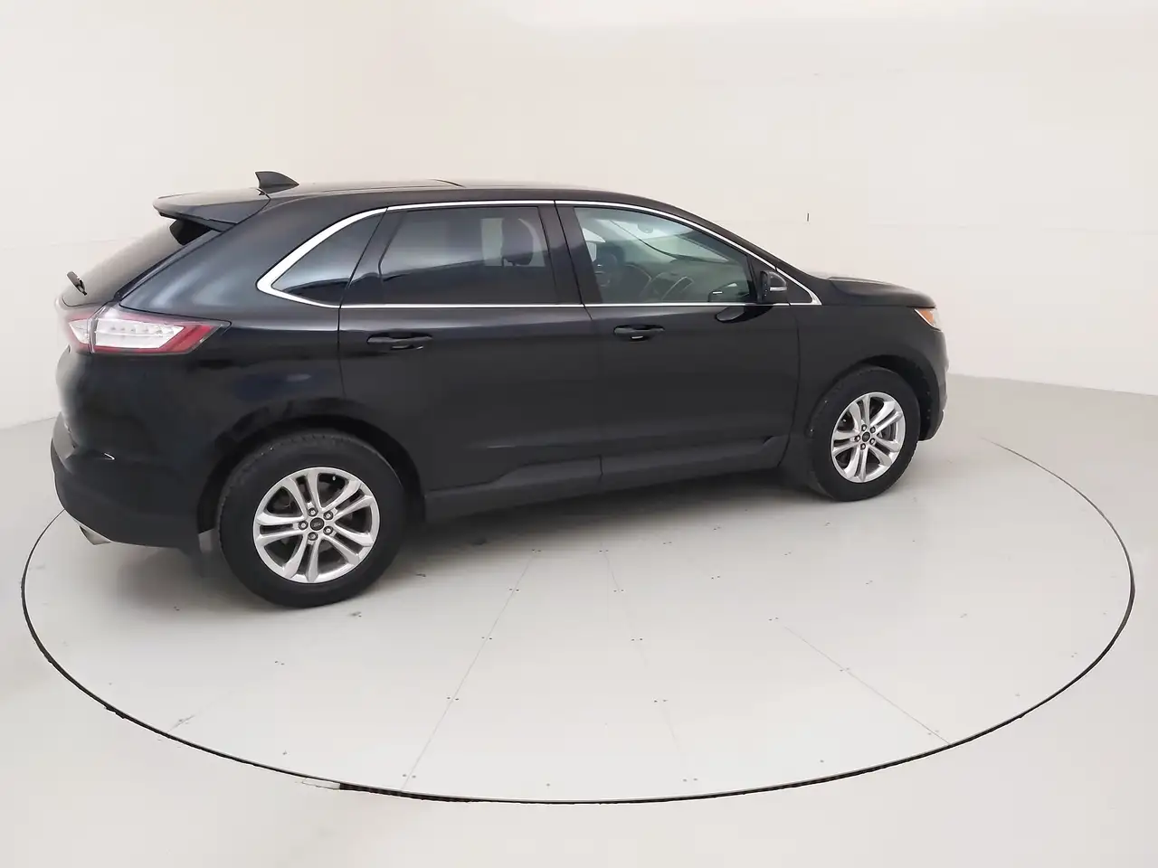Ford Edge снимка Ford Edge