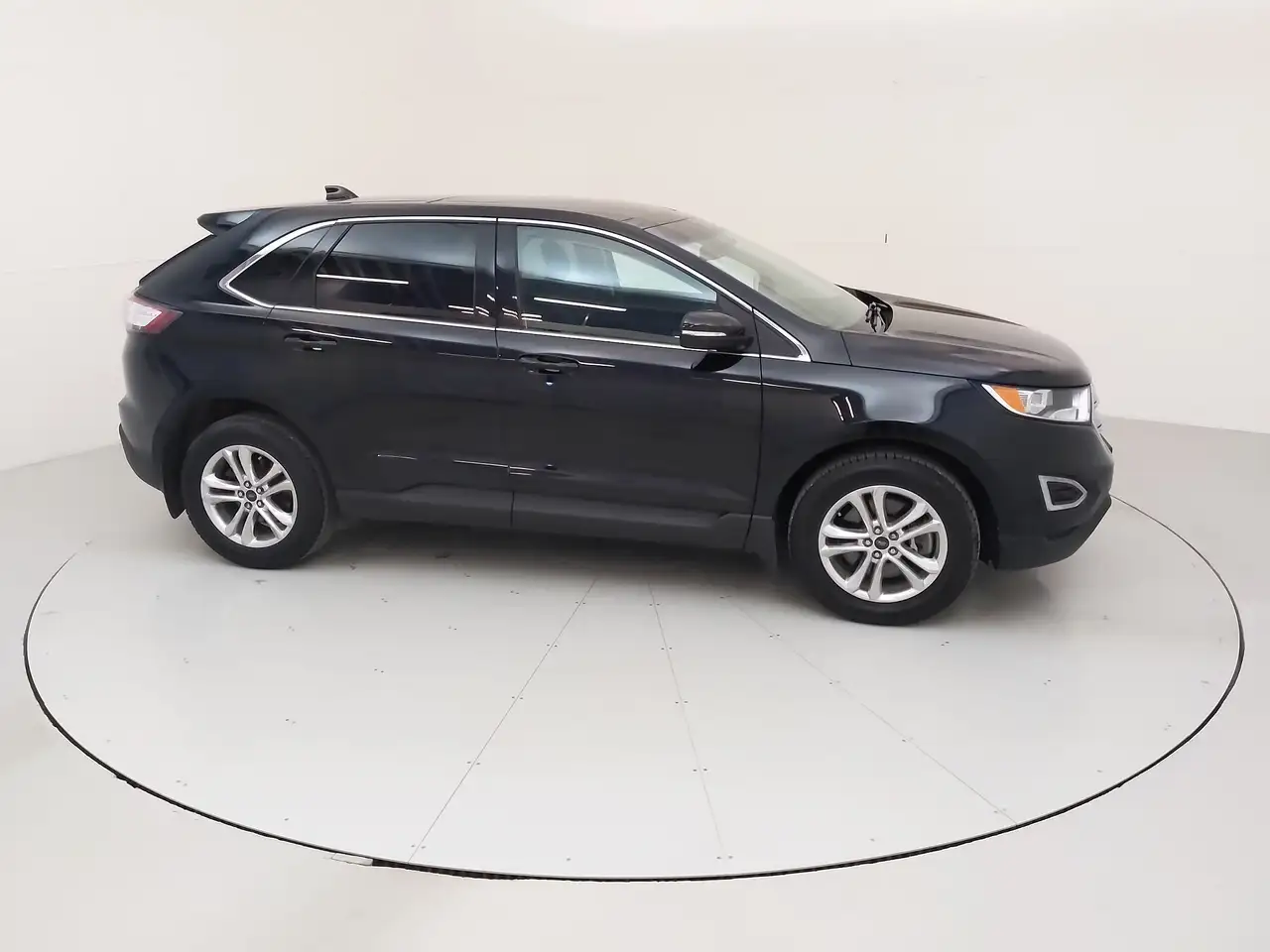 Ford Edge снимка Ford Edge
