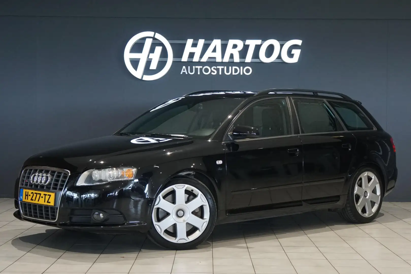 Audi A4 Avant 4.2 V8 S4 QUATTRO 344PK *KLAAR GEMAAKT!* Noir - 1