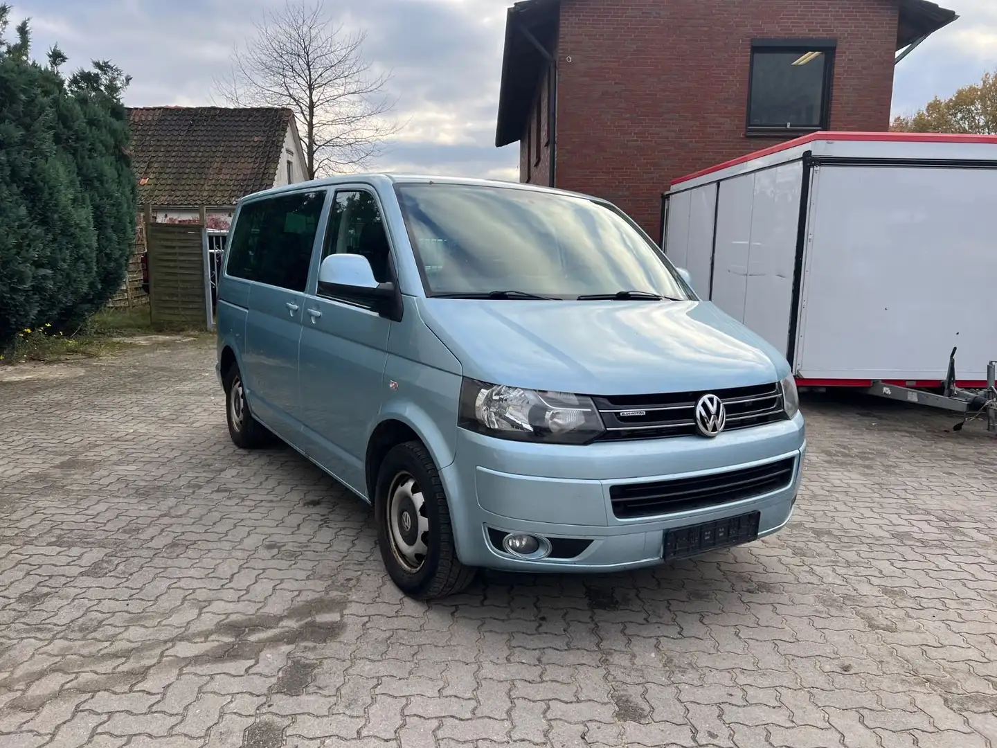 Volkswagen T5 Multivan 2.0 115PS! Sehr viele Teile erneuert Blau - 1