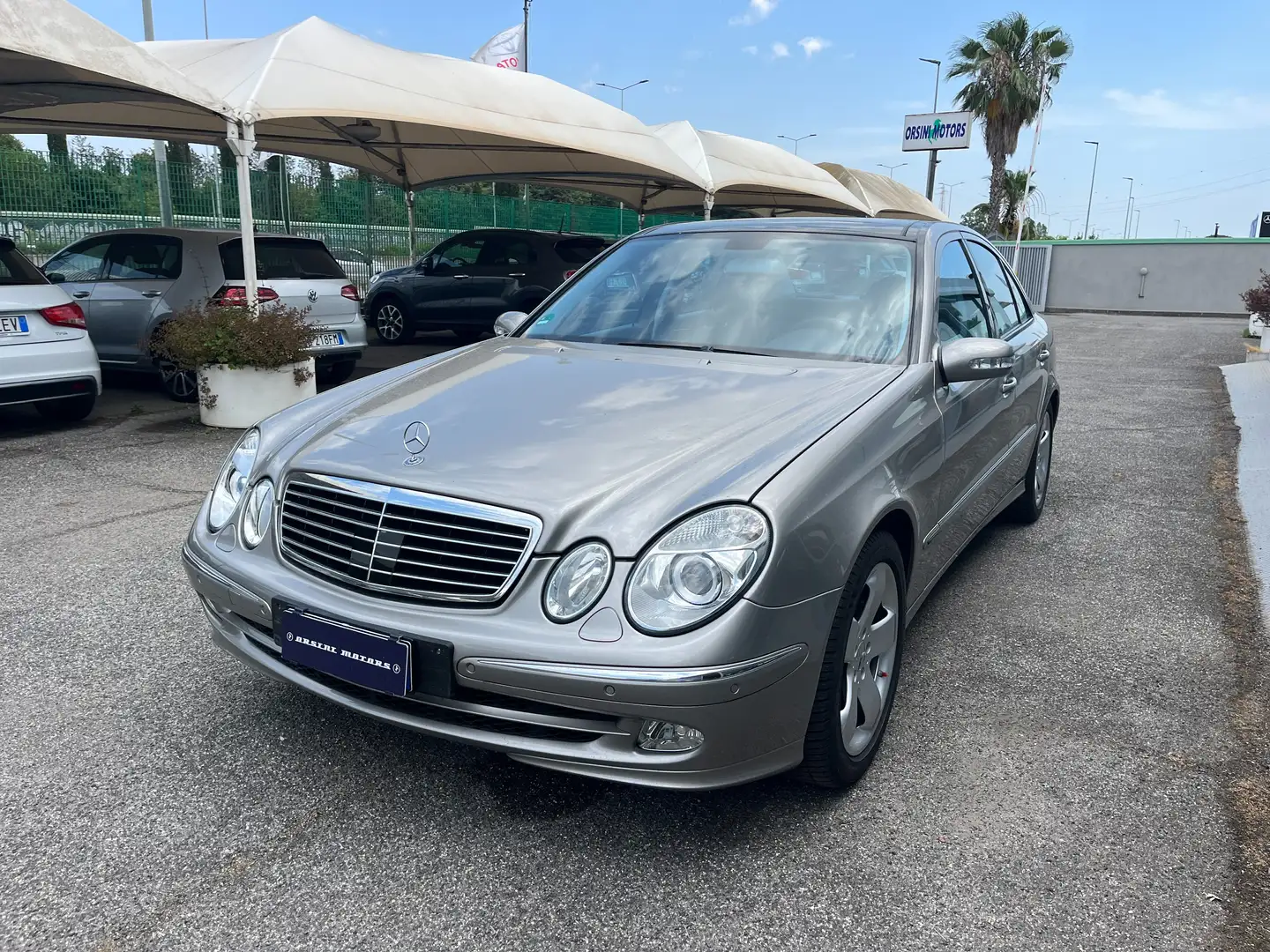 Mercedes-Benz E 500 E 500 V8 Avantgarde - 1