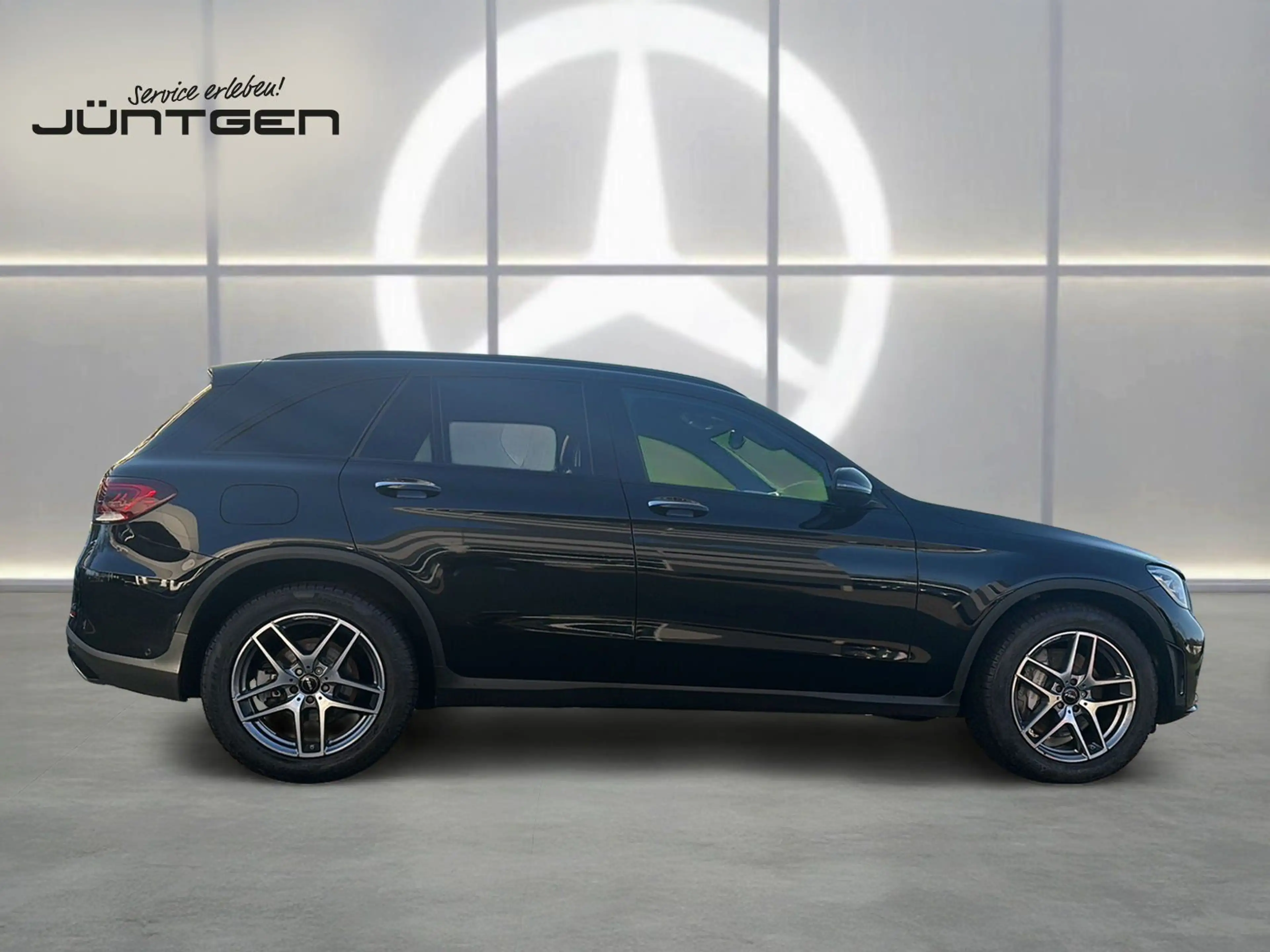 Mercedes-Benz GLC 400 d AMG 4M NIGHT DSC RFK LED-HP HUD AHK RFK — photo 12