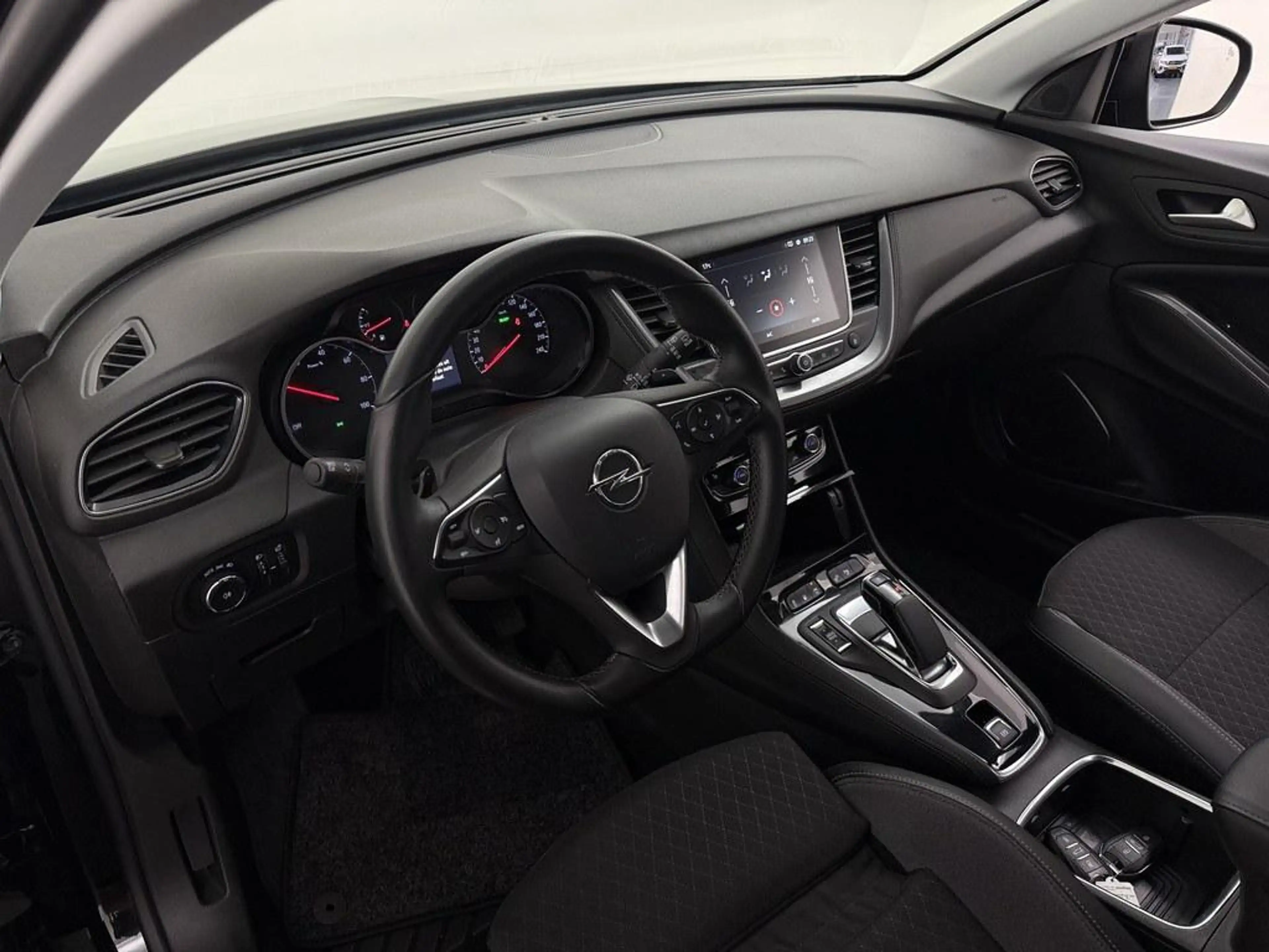 Opel Grandland X 1.6 Turbo Hybrid Elegance Trekhaak/Winterpakket/ K — photo 3