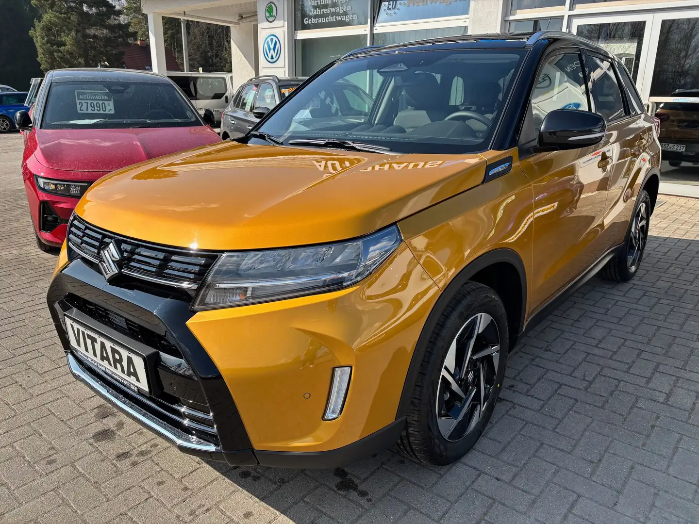 Suzuki Vitara 1.4 BOOSTERJET HYBRID ALLGRIP COMFORT+/ FACELIFT Jaune - 1