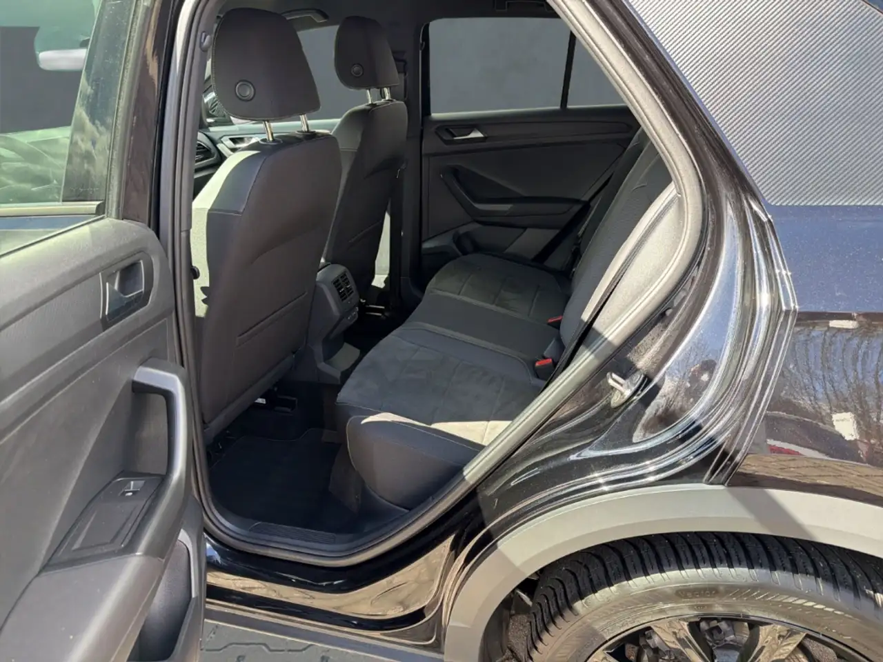 Volkswagen T-Roc R-Line 1.5 TSI Sportpaket+Sitzhzg+PDC 7