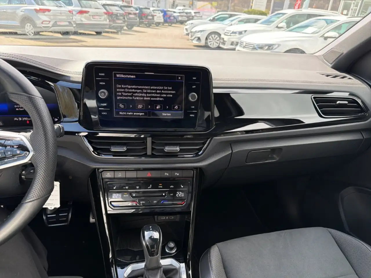Volkswagen T-Roc R-Line 1.5 TSI Sportpaket+Sitzhzg+PDC 12