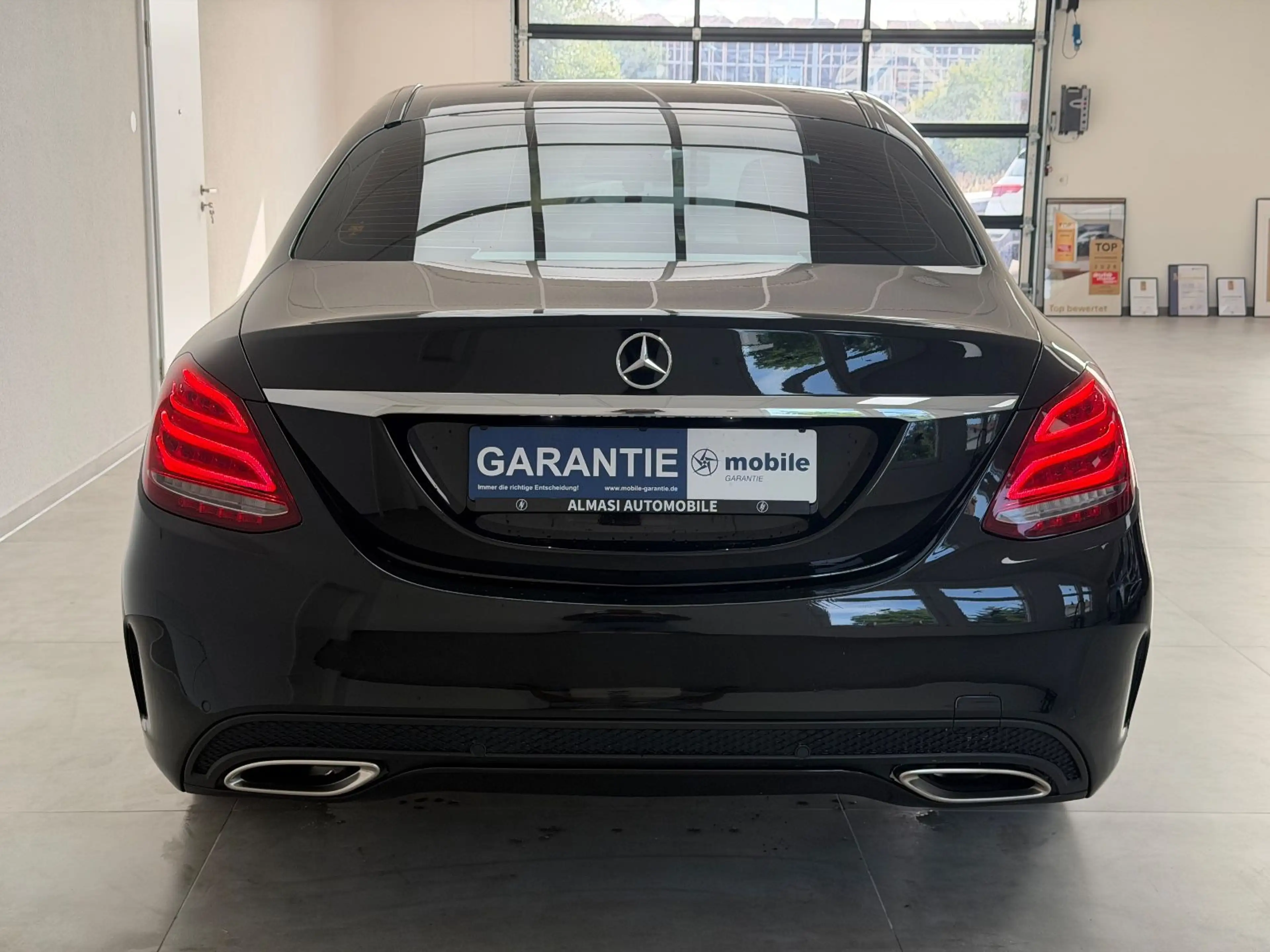 Mercedes-Benz C 250 Limousine BLACK/SPUR/LEDER/AMG-LINE — photo 4