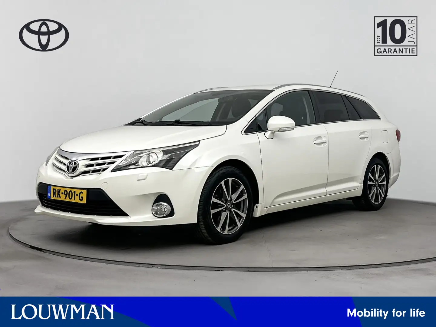 Toyota Avensis Wagon 1.8 VVTi Dynamic Business | Trekhaak | Navig Weiß - 1