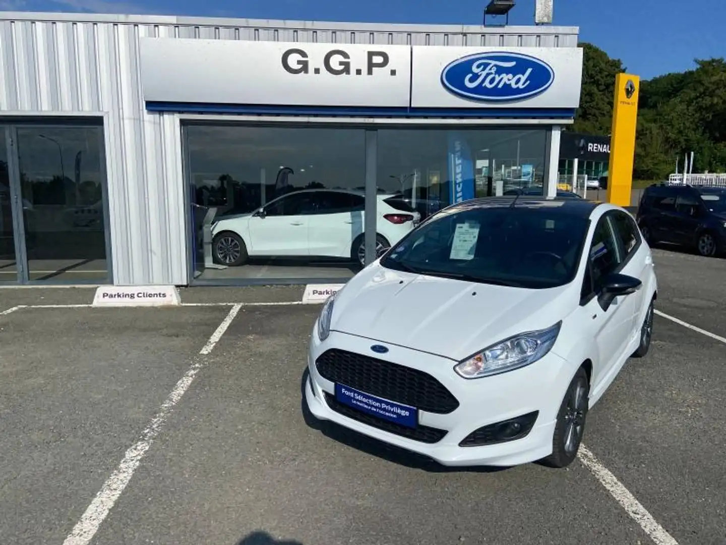 Ford Fiesta 1.0 EcoBoost 100ch Stop\u0026Start ST Line 5p Weiß - 1