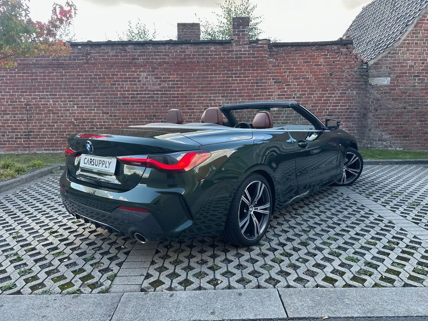 BMW 420 420i Cabrio M Sport - Sanremo Green + Tartufo Vert - 2