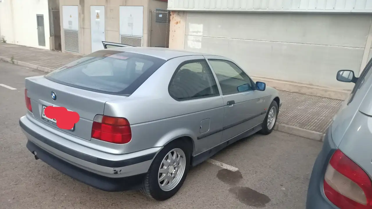 BMW 316i Compact, foto 7