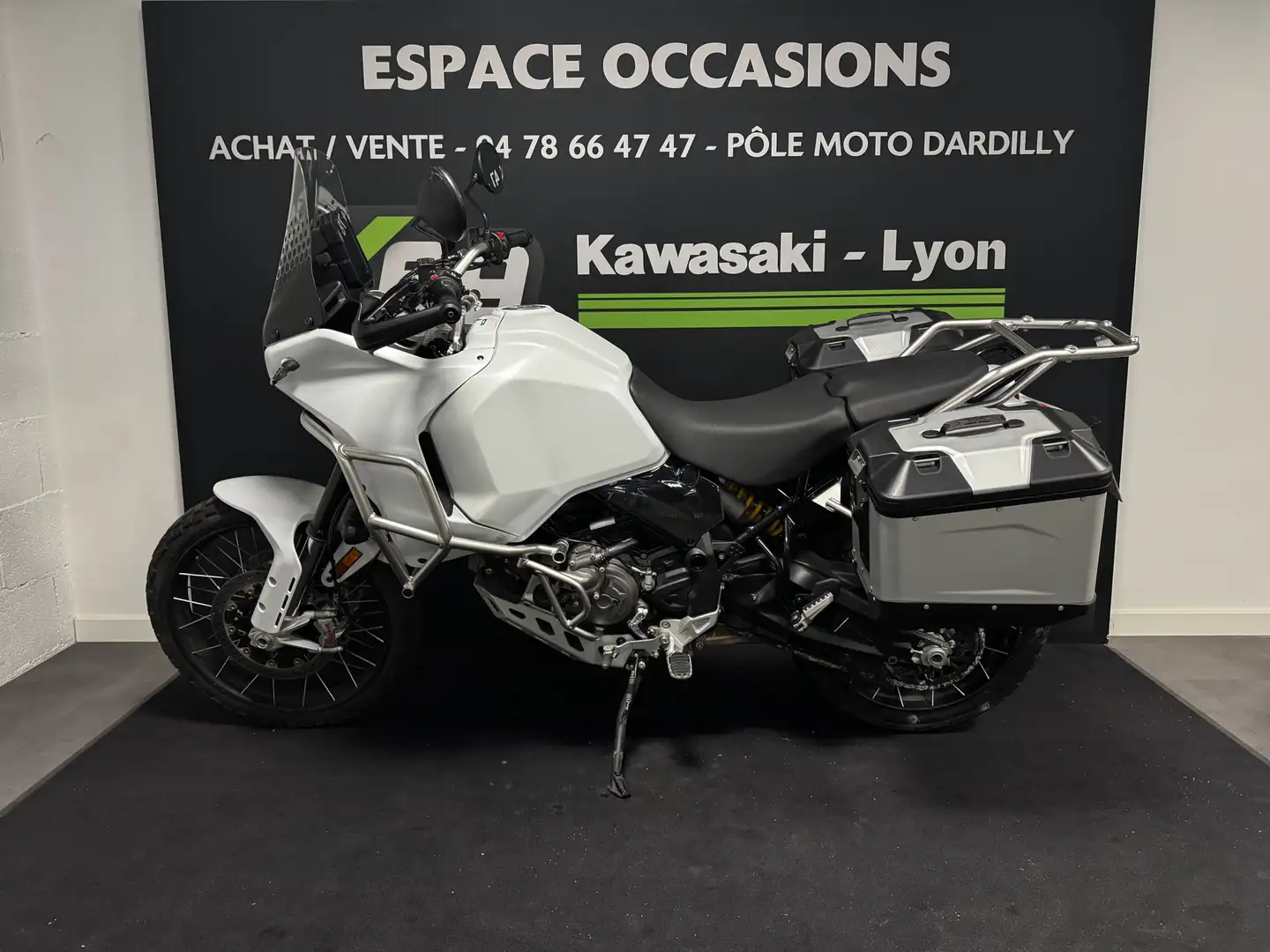 Ducati DesertX Blanco - 2