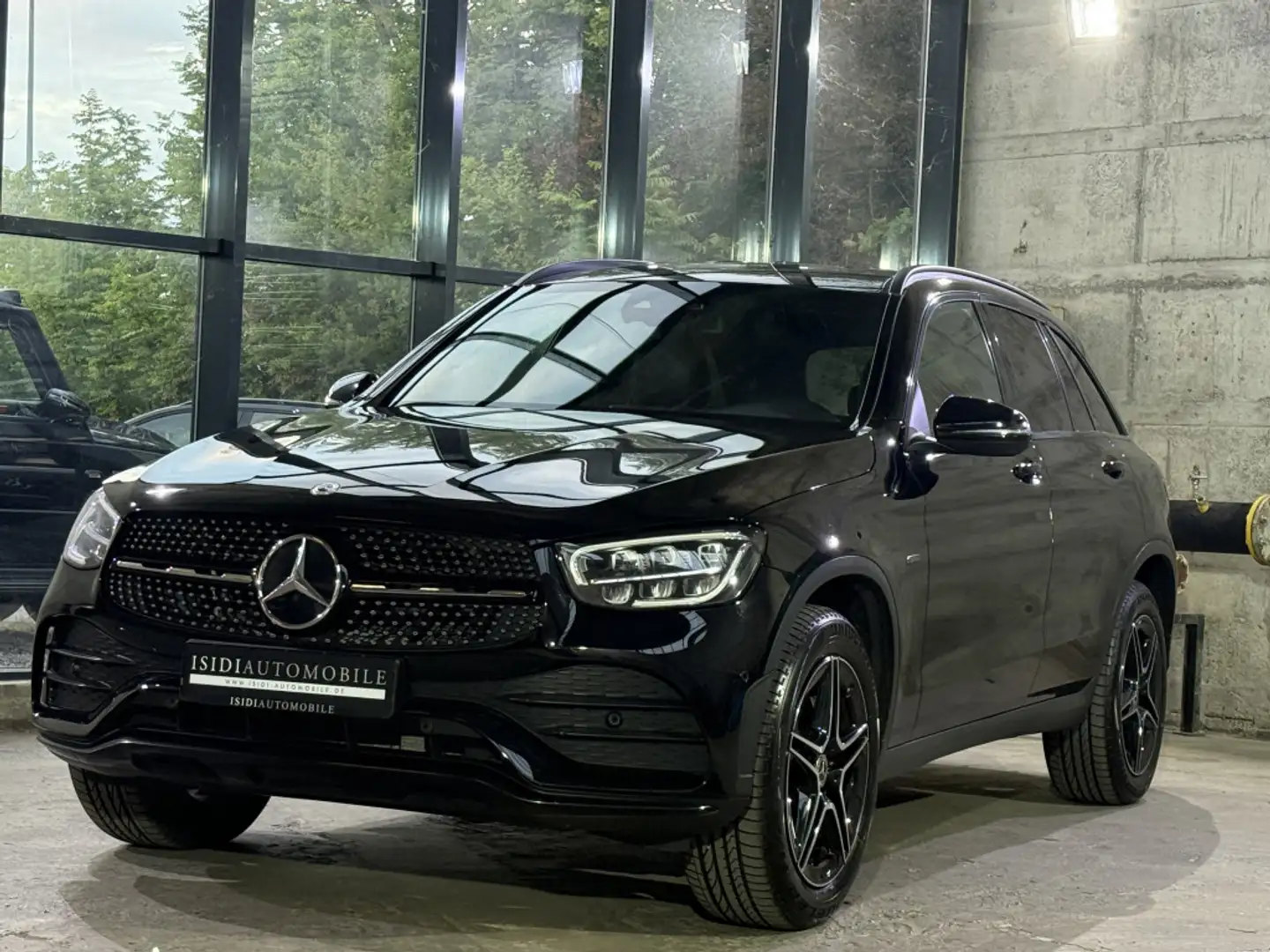 Mercedes-Benz GLC 300 e AMG Night LED MBUX Burmester Rü-Kamera Schwarz - 1
