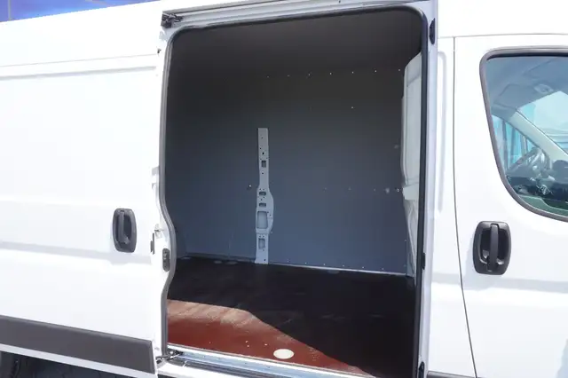 Fiat Ducato view 9