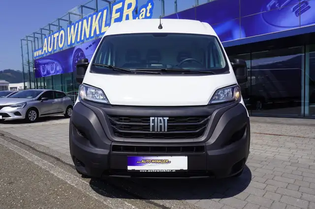 Fiat Ducato view 2