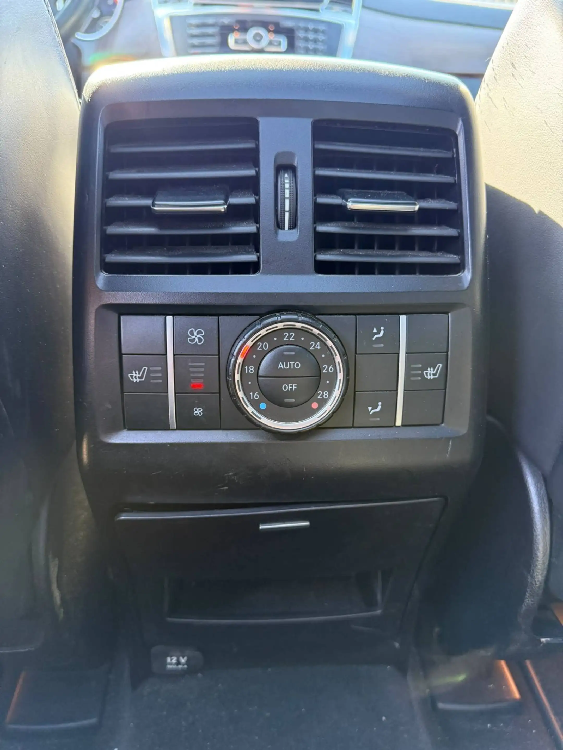 Mercedes-Benz ML 350 M-klasse BlueTEC — photo 15