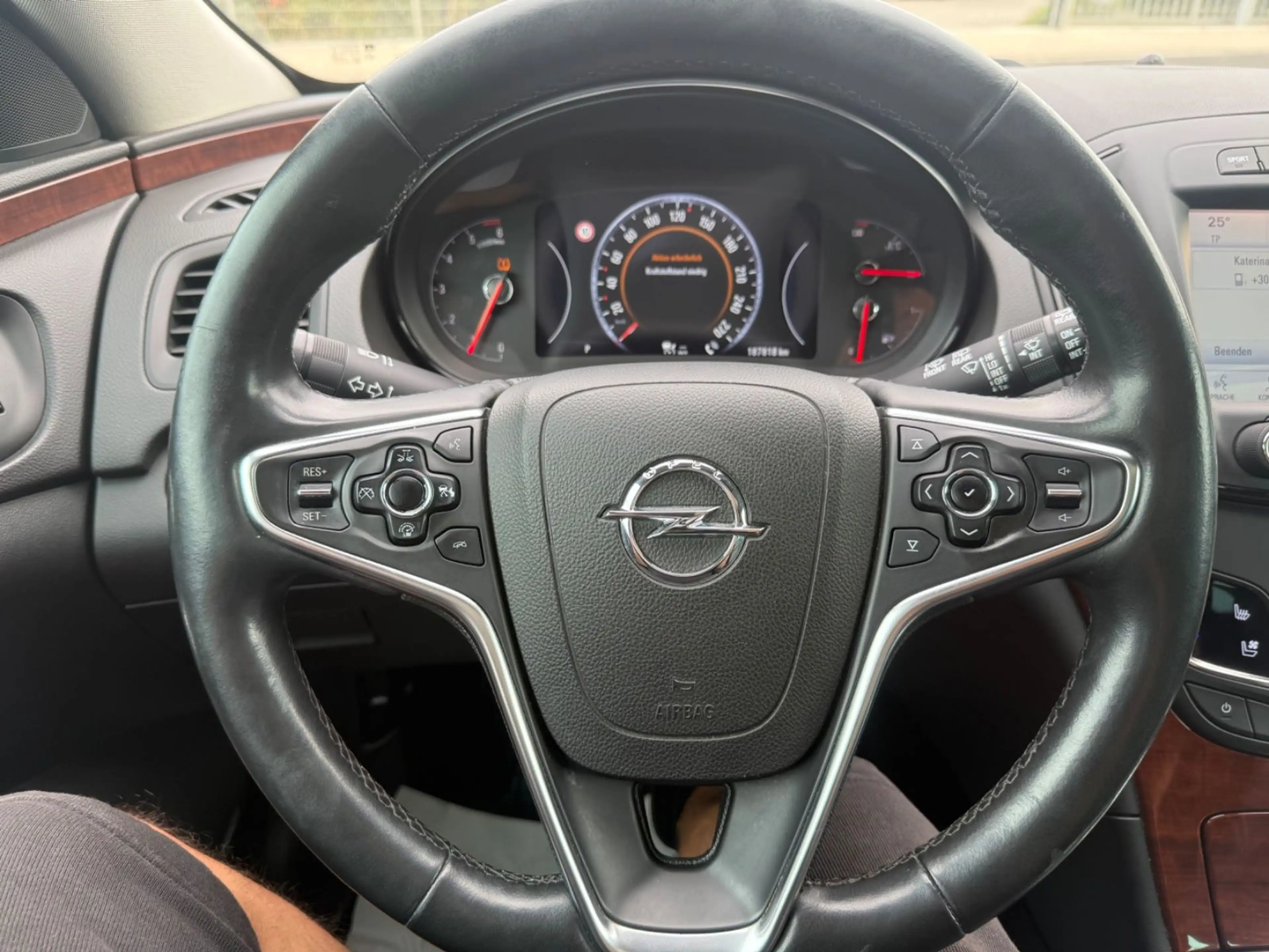 Opel Insignia A Sports Tourer Business Innovation 4x4 — photo 12