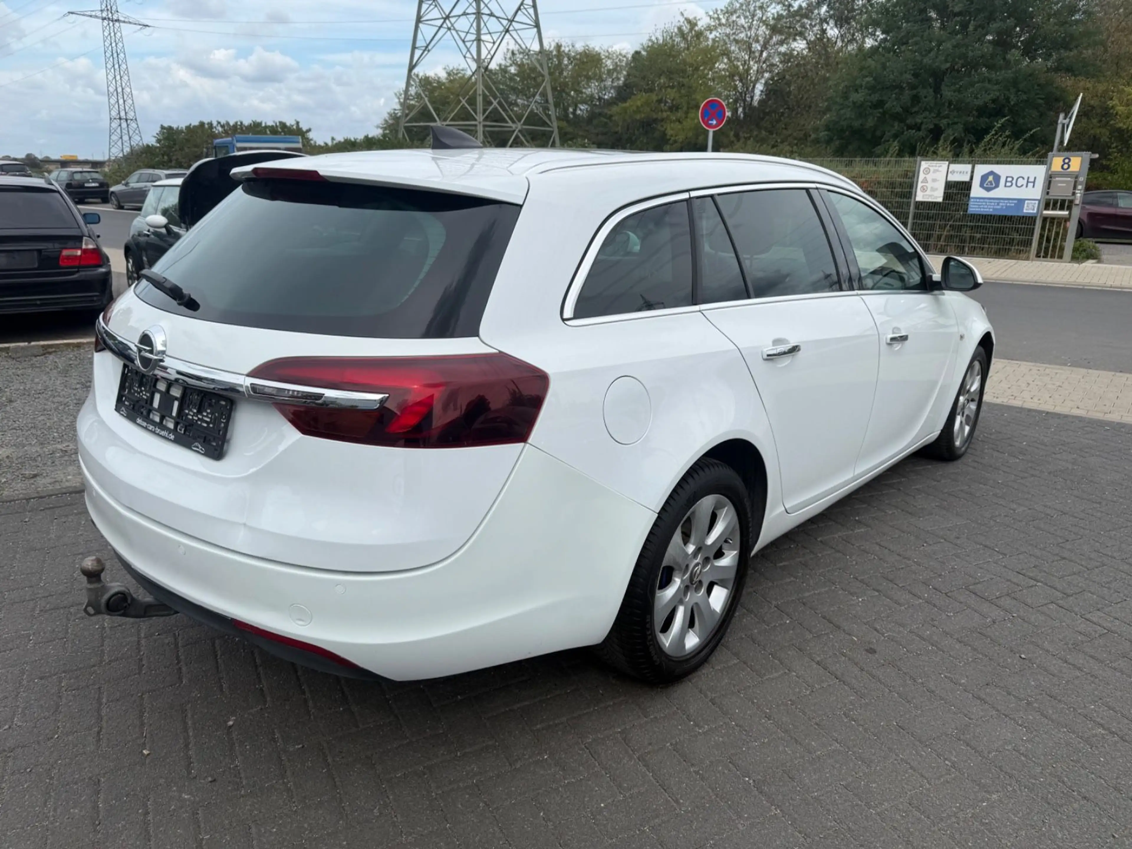 Opel Insignia A Sports Tourer Business Innovation 4x4 — photo 3