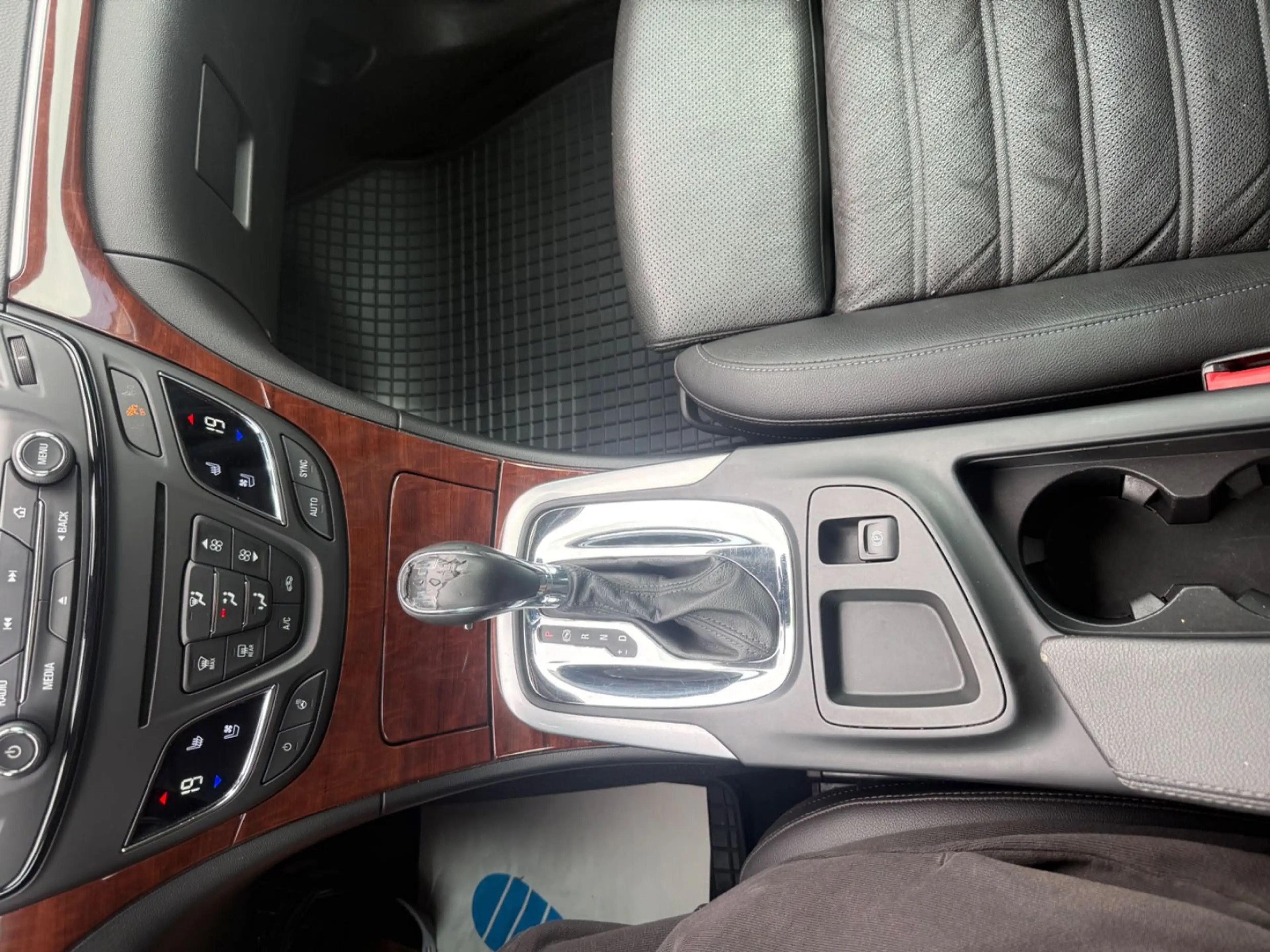 Opel Insignia A Sports Tourer Business Innovation 4x4 — photo 16