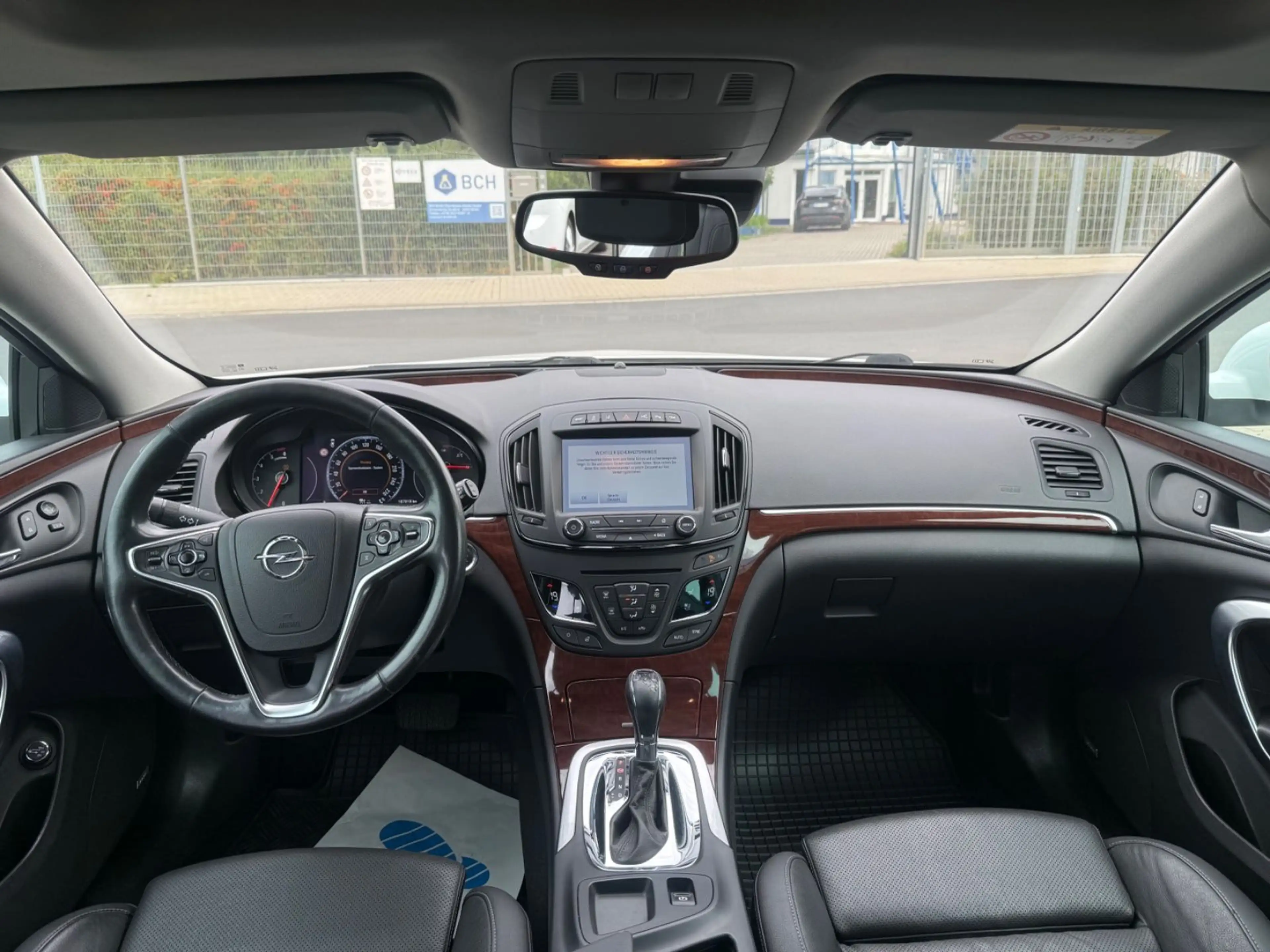 Opel Insignia A Sports Tourer Business Innovation 4x4 — photo 9