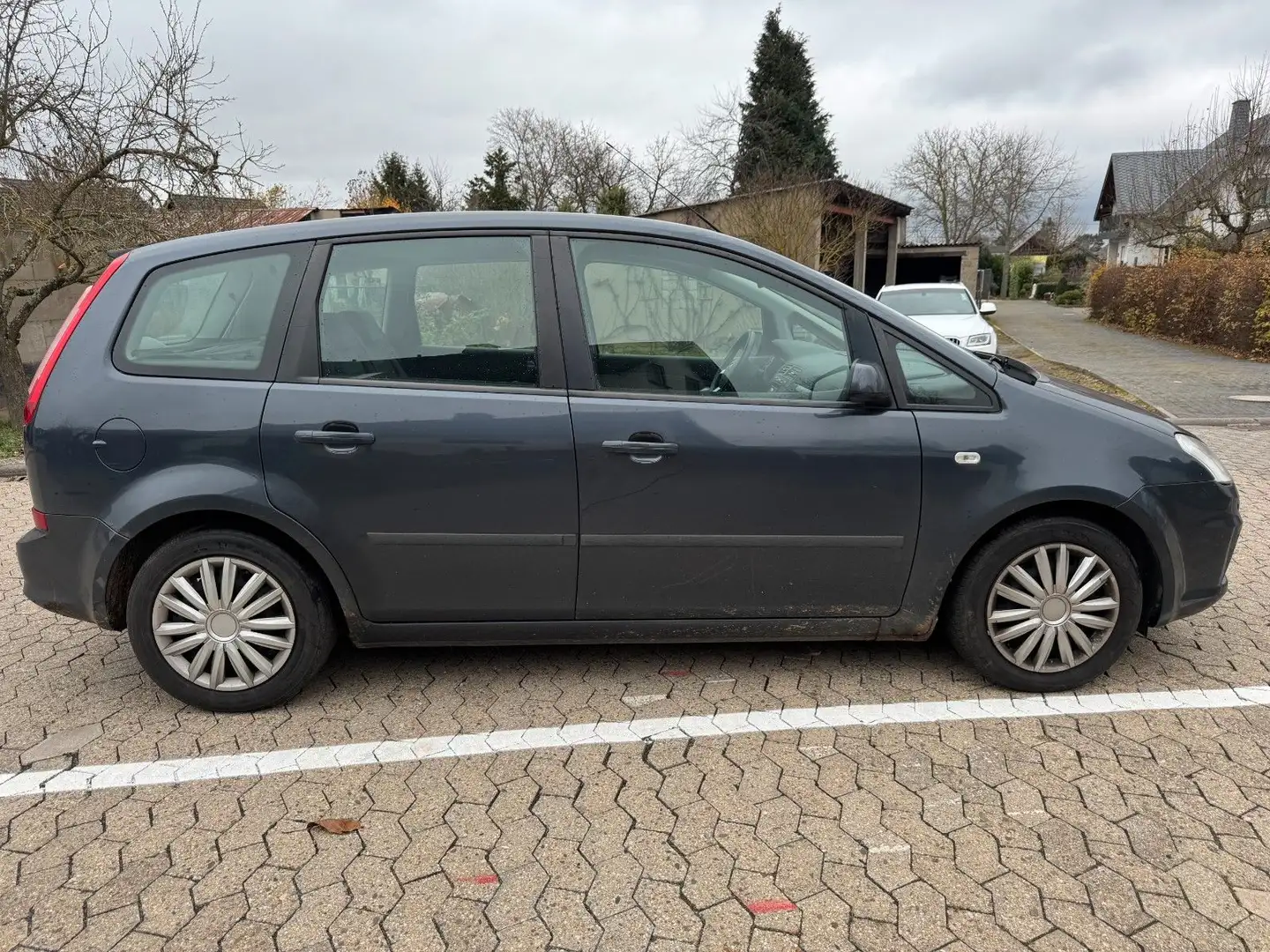 Ford C-Max Style 1.8 Klima AHK Grau - 2
