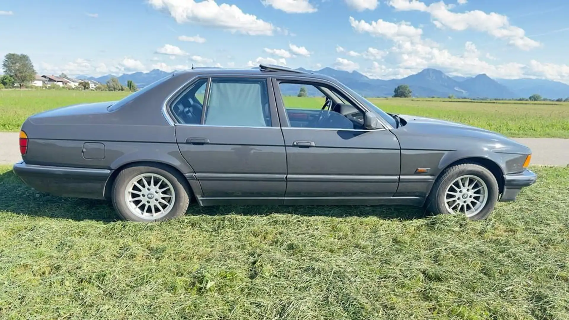 BMW 735 er Oldtimer*AUT*KLIMA*EFH*ZV*LEDER*ALU Grijs - 2