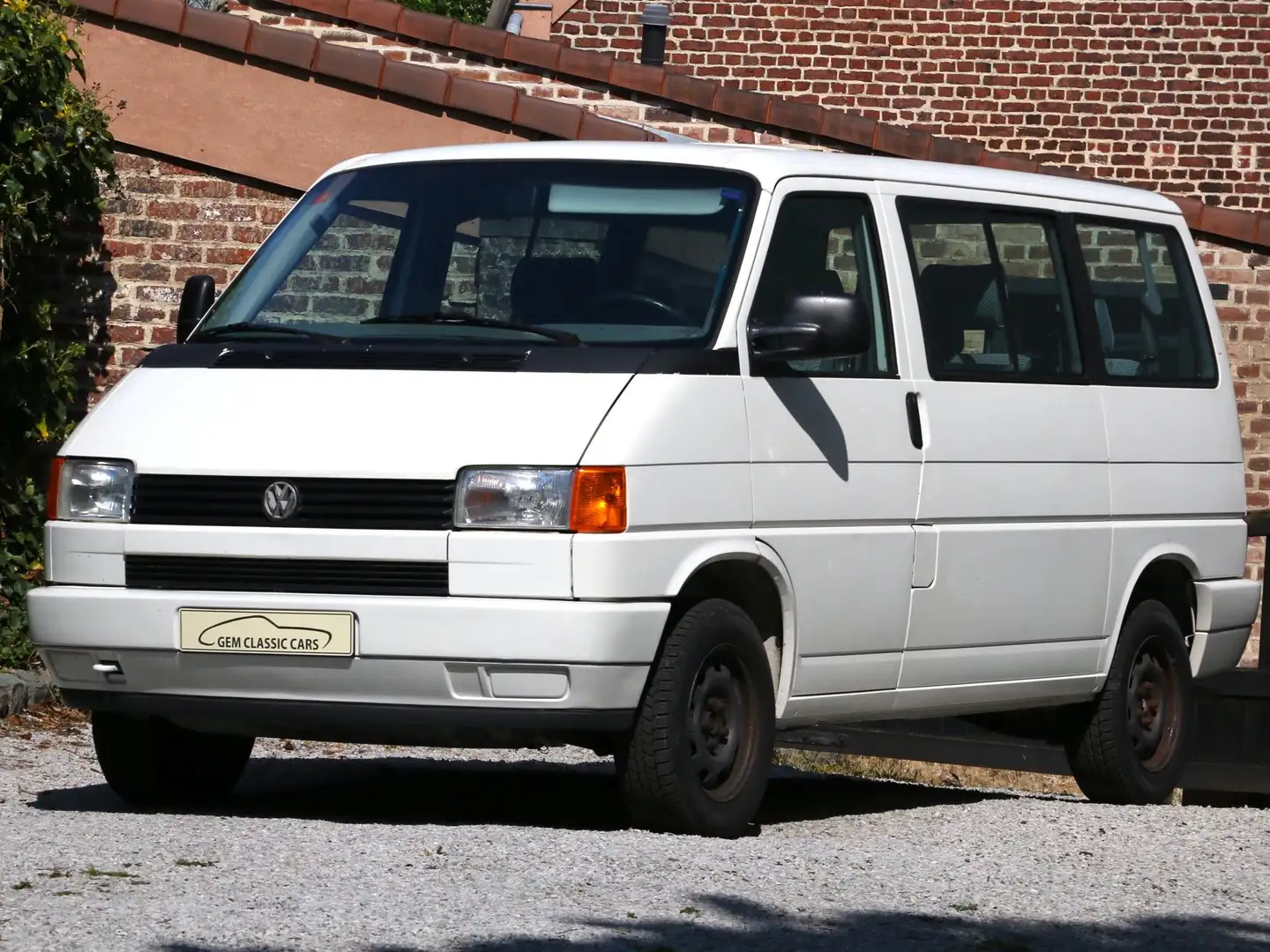 Volkswagen T4 Caravelle 2.5l   One owner   5 Cyl. Alb - 1