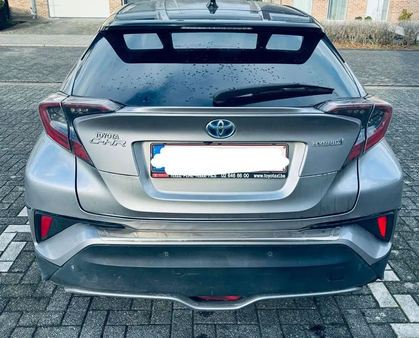 Toyota C-HR 1.8i VVT-i Hybrid C-Business Plus E-CVT Grijs - 2