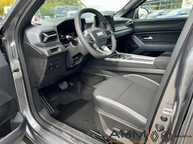 Dacia Bigster view 10