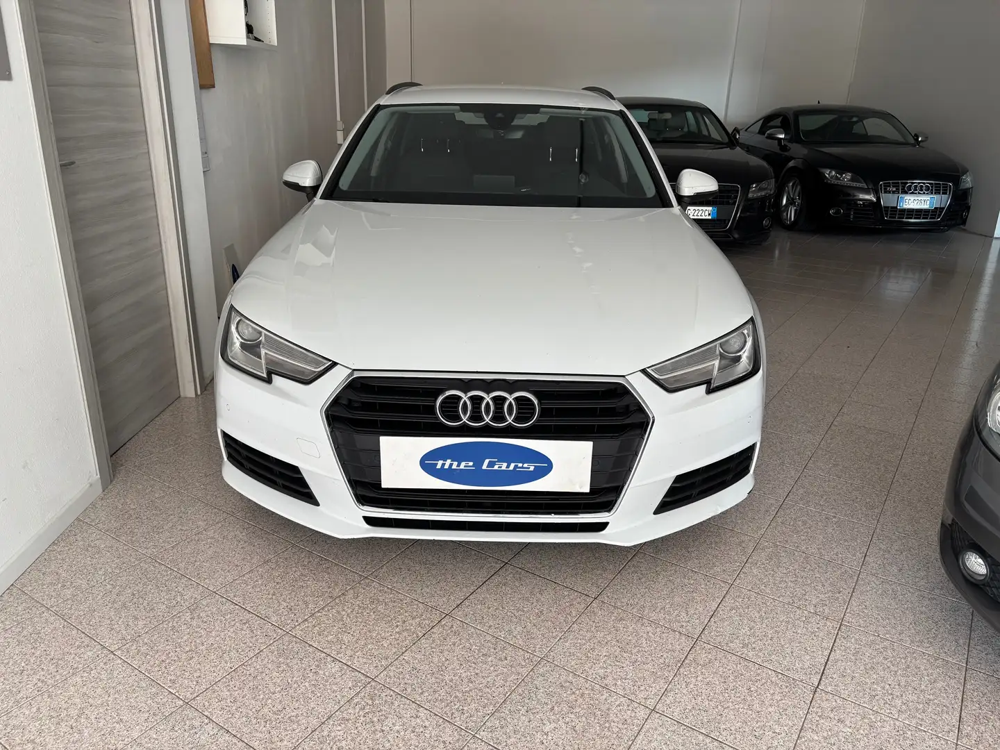Audi A4 A4 V 2016 Avant Avant 2.0 tdi Design 150cv Bianco - 1