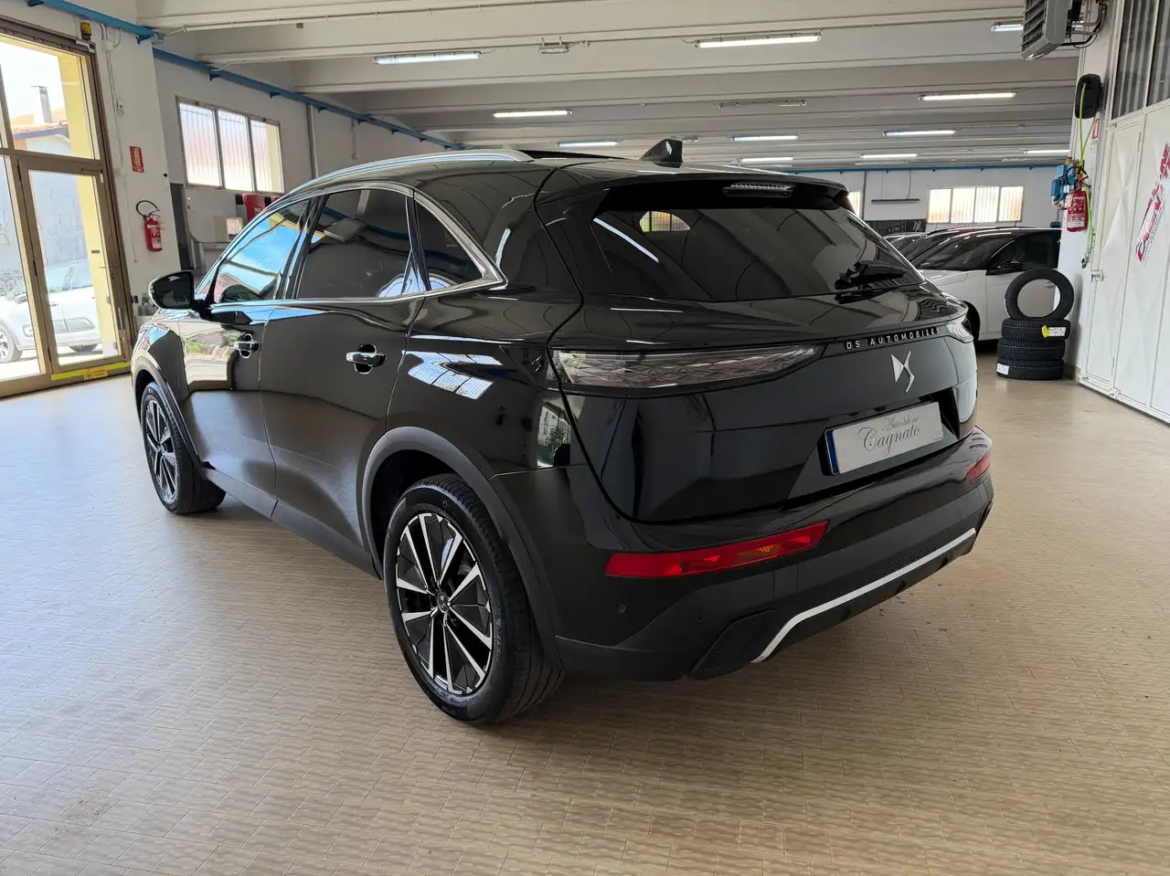 DS Automobiles DS 7 Crossback 2024 — фото 9