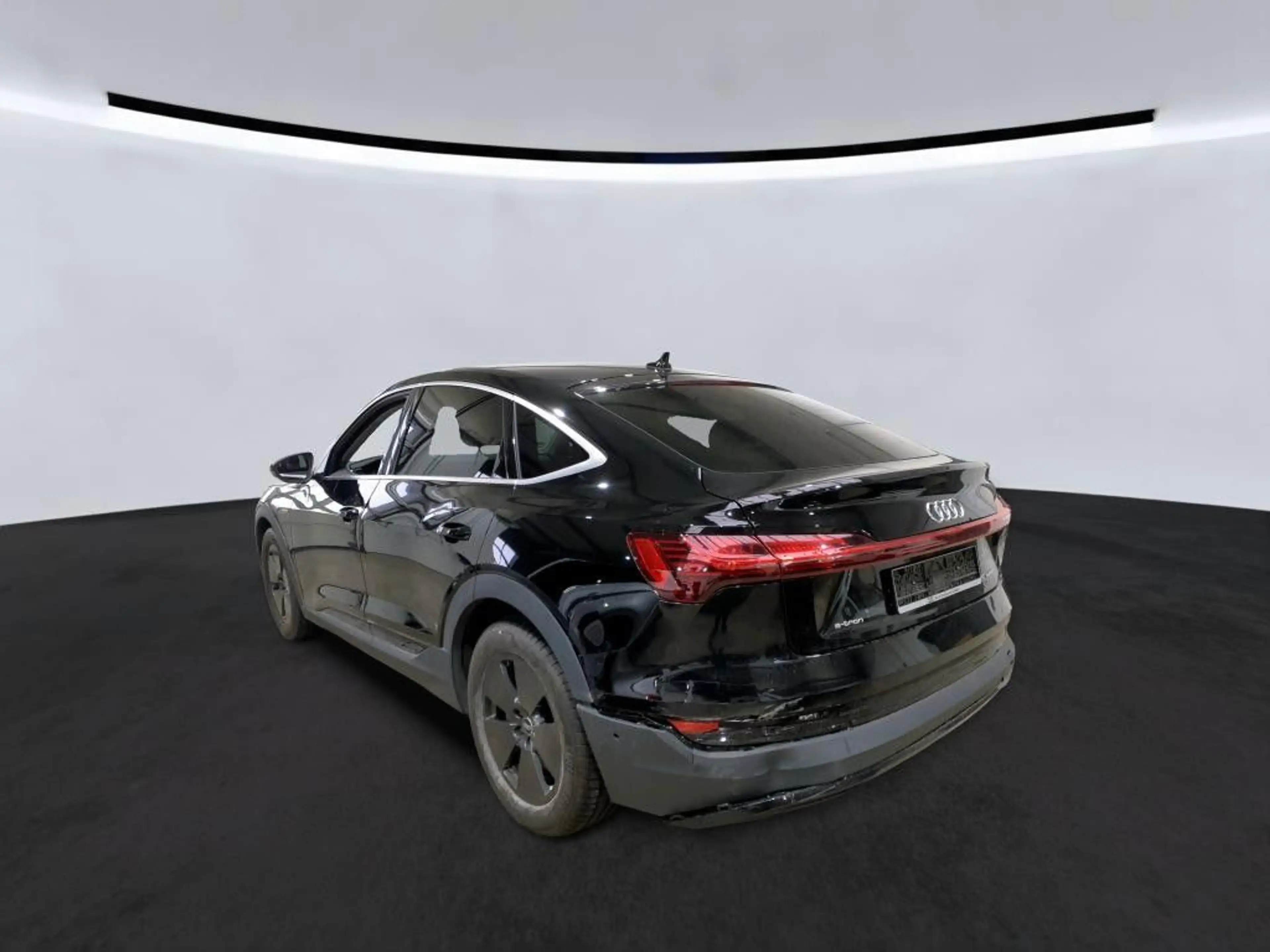 Audi e-tron Sportback 50 quattro LED Navi SHZ AHK — photo 3