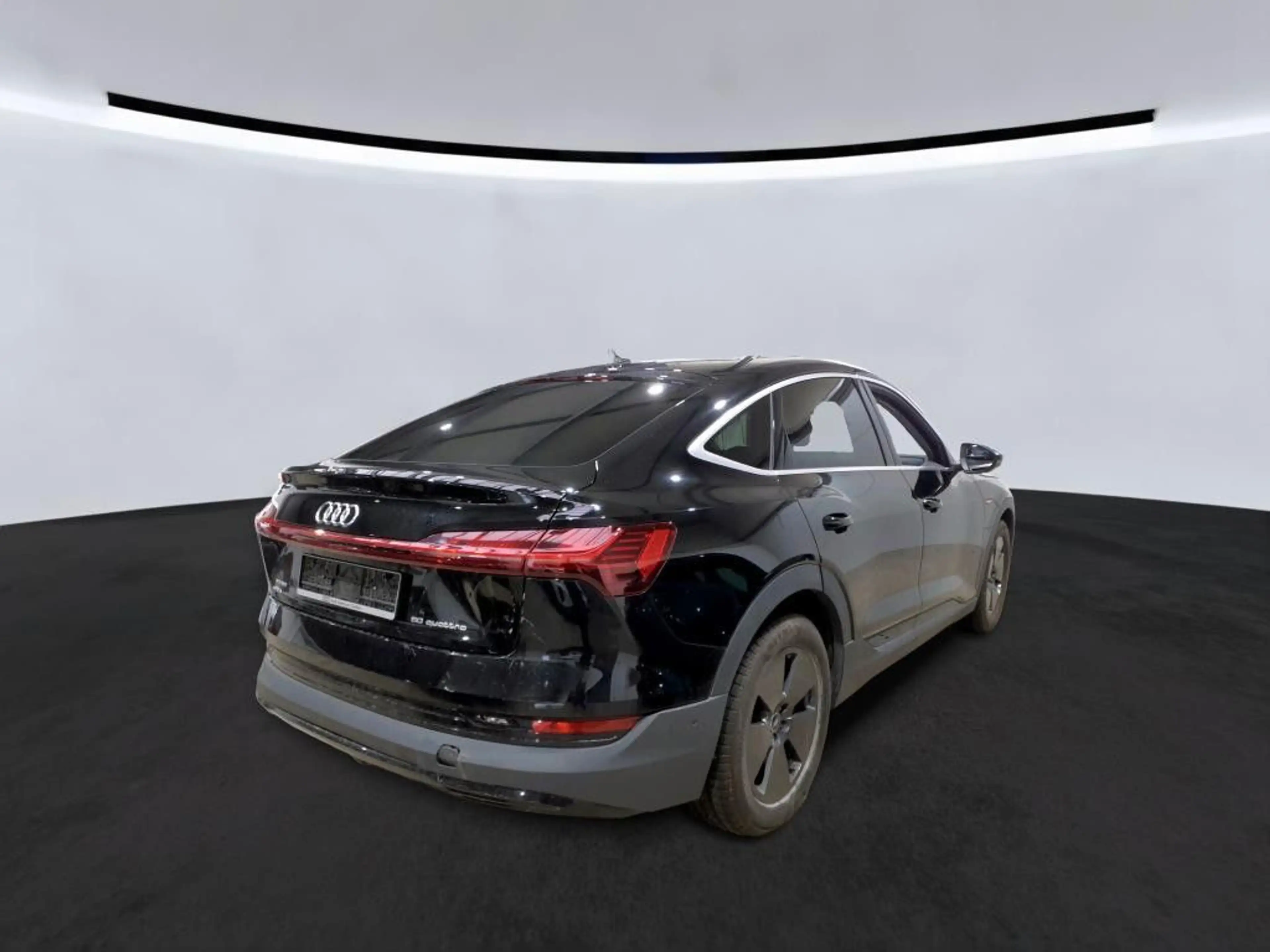 Audi e-tron Sportback 50 quattro LED Navi SHZ AHK — photo 4