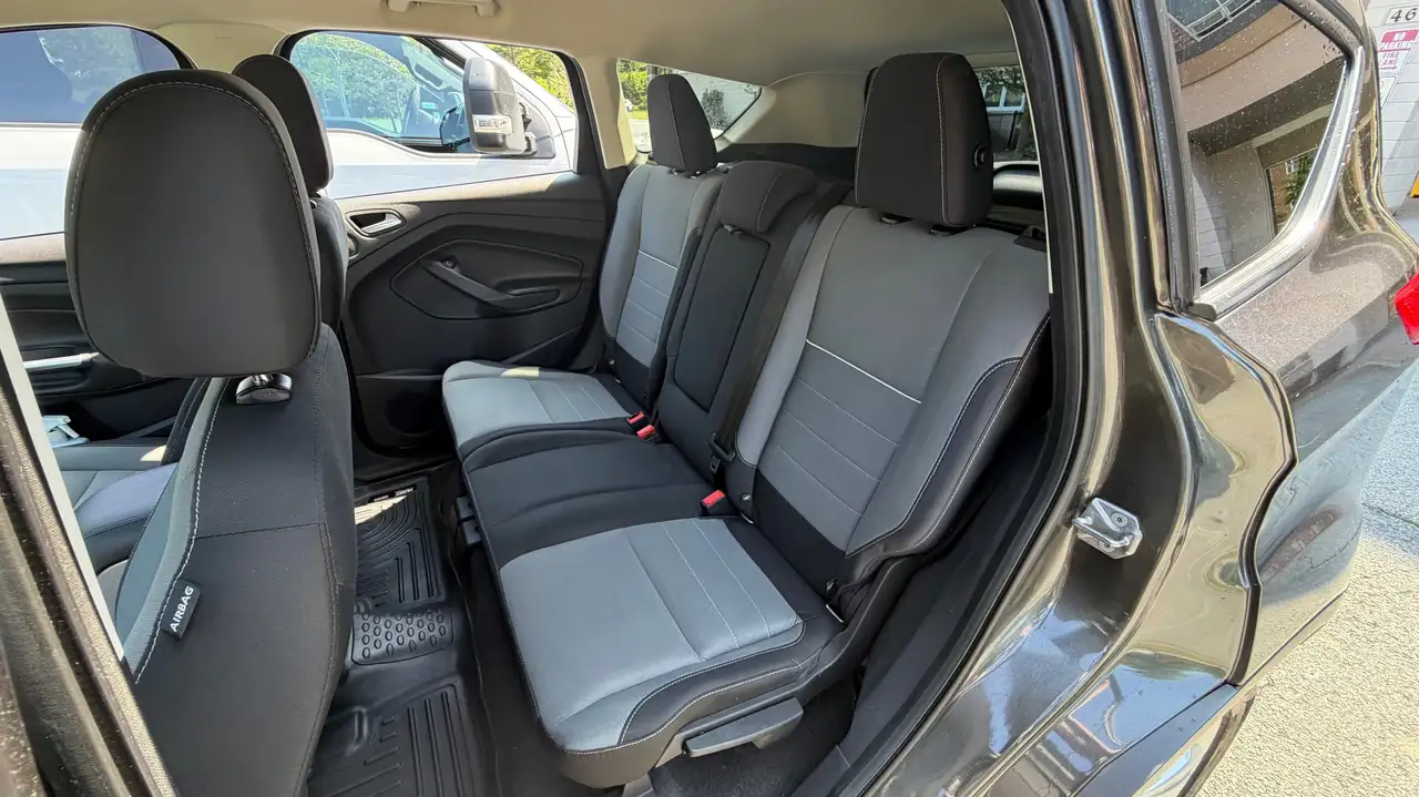 Ford Escape снимка Ford Escape