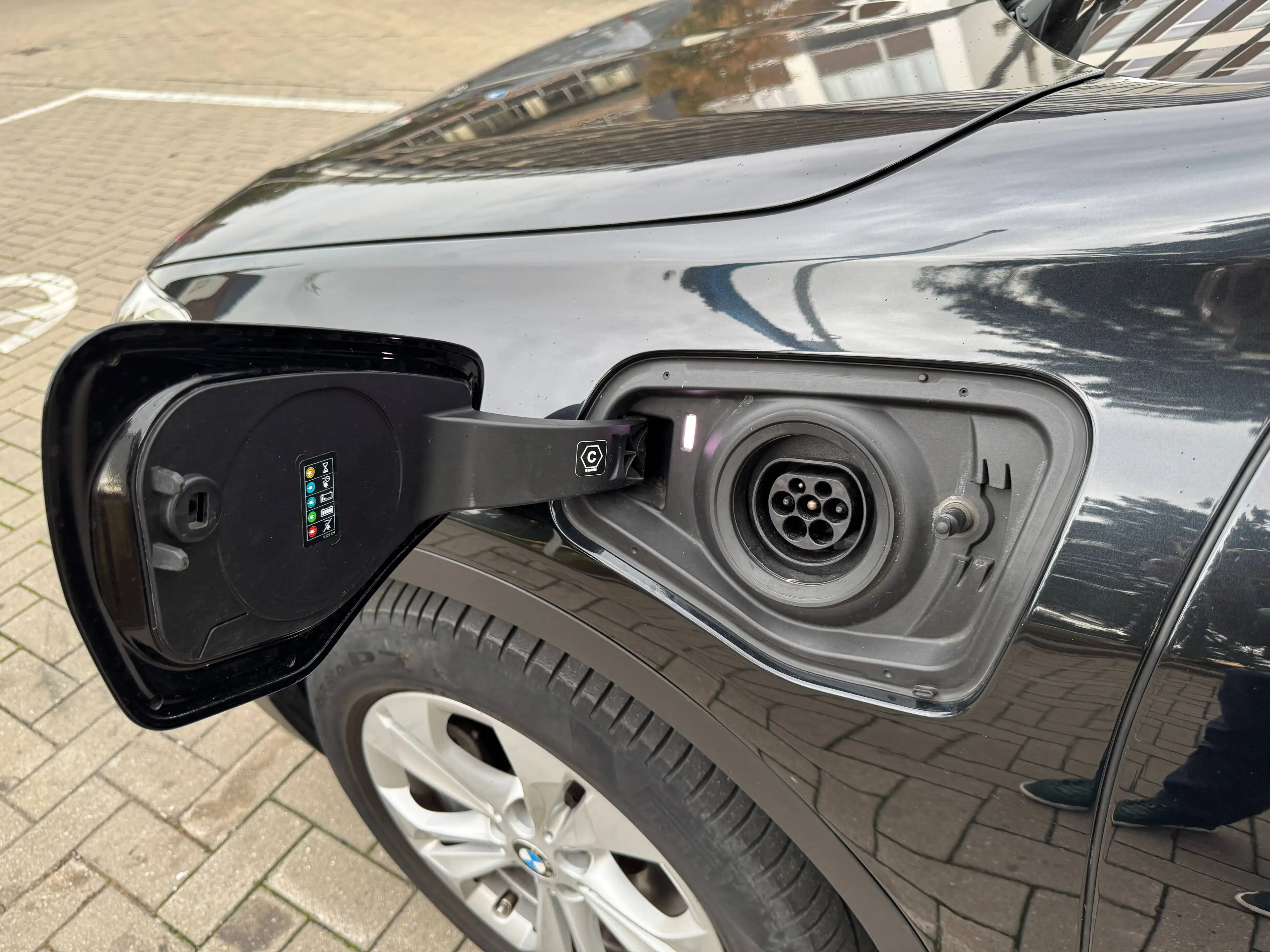 BMW X2 xDrive25e PHEV 1.5iA - Proper - Reeds Gekeurd voor verkoop — photo 3