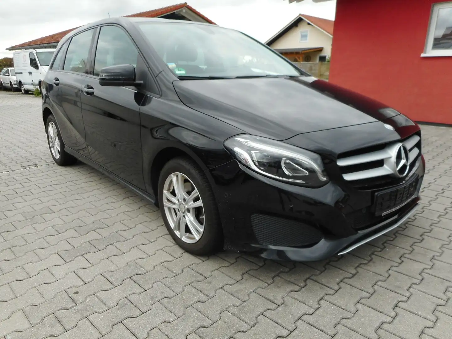 Mercedes-Benz B 220 CDI Navi Kamera PDC werkstattgepflegt Schwarz - 1