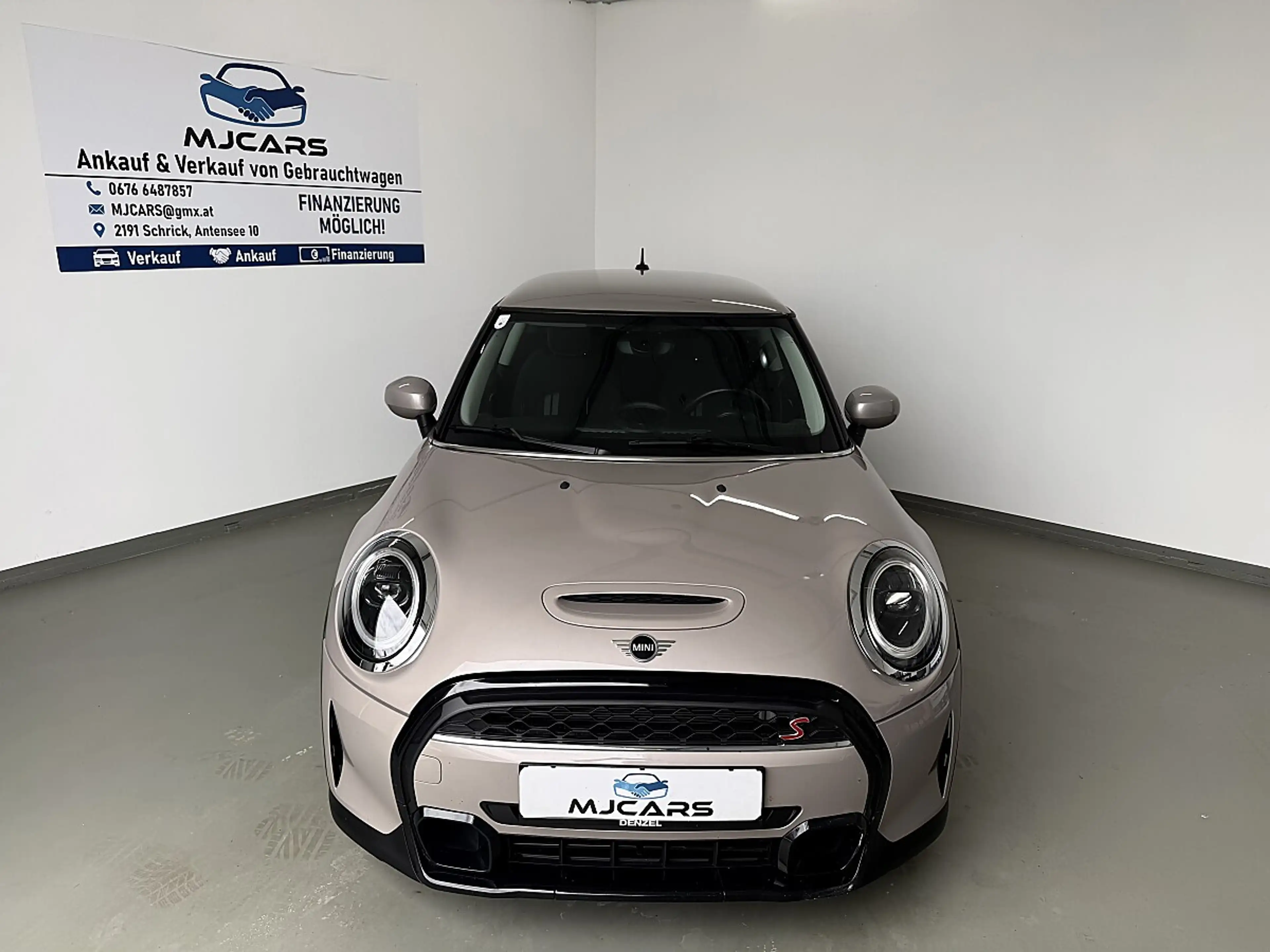 MINI Cooper S — photo 2