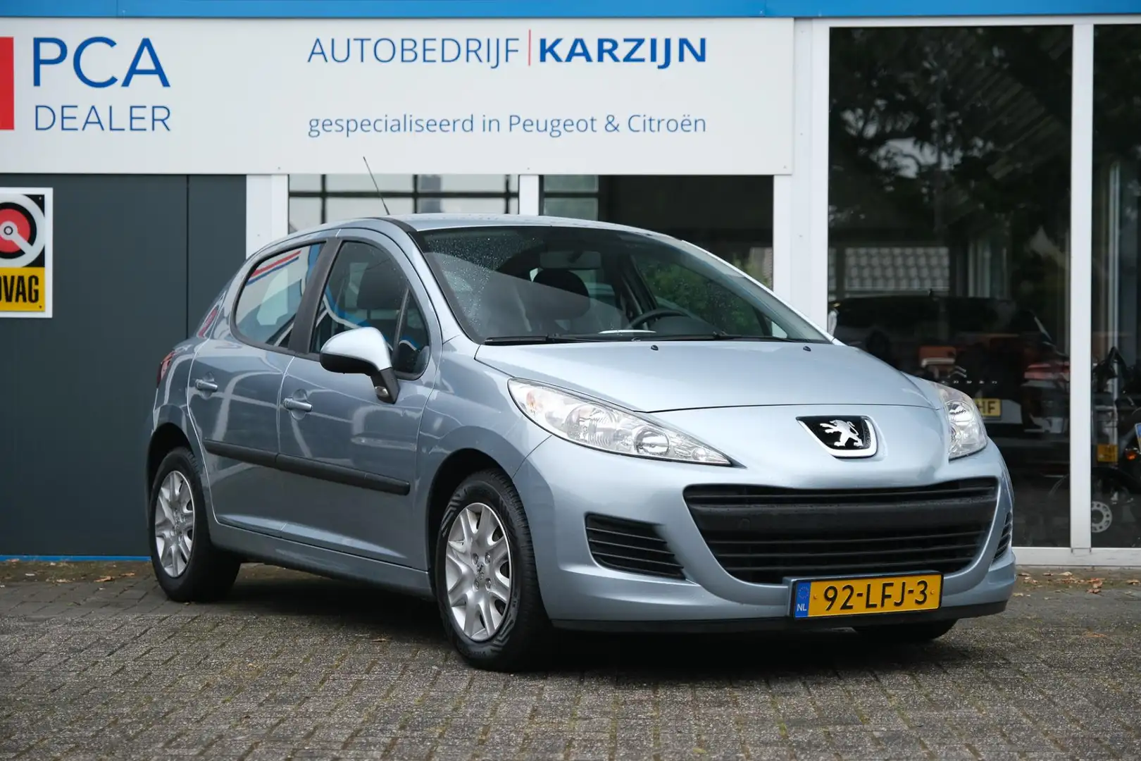 Peugeot 207 1.4 VTi X-Line Blau - 2